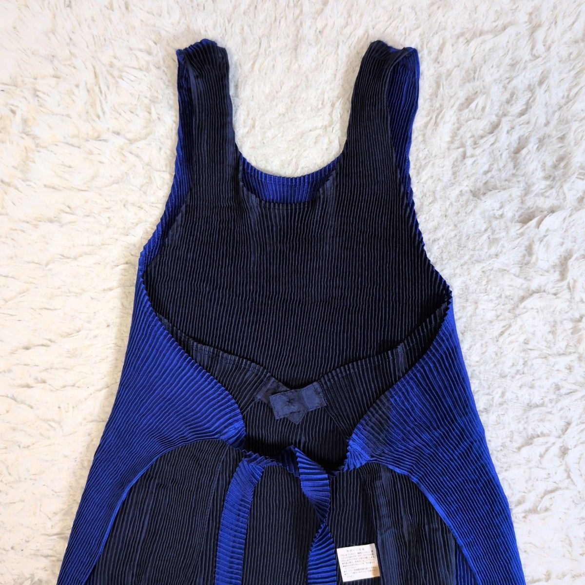 アイムプロダクトイッセイミヤケ improduct ISSEY MIYAKE エプロン