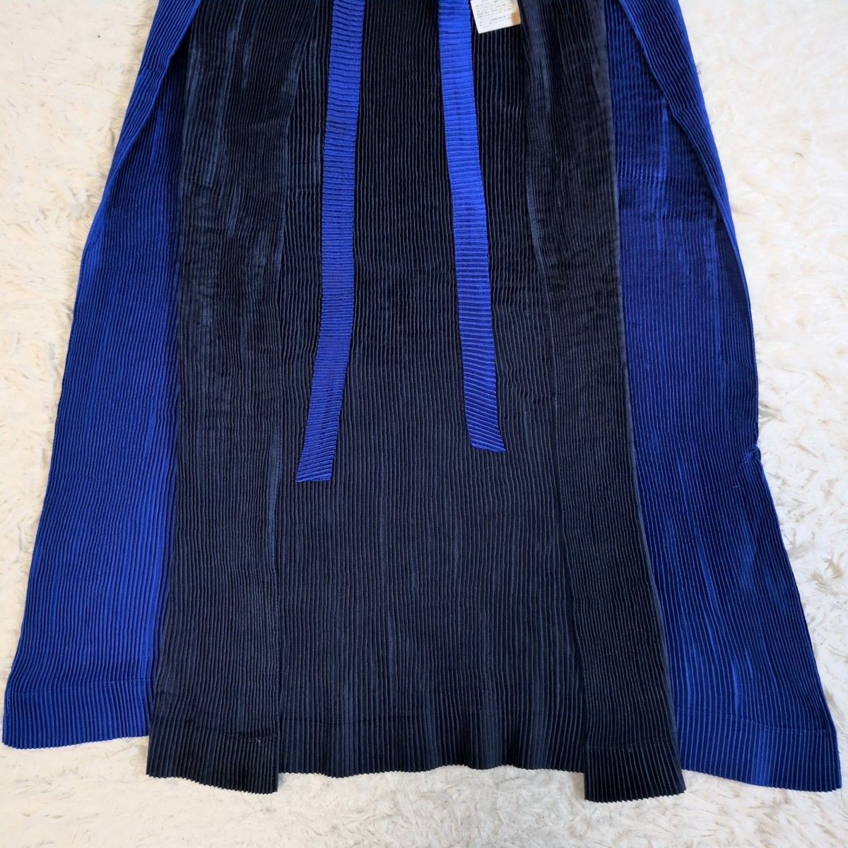 アイムプロダクトイッセイミヤケ improduct ISSEY MIYAKE エプロン