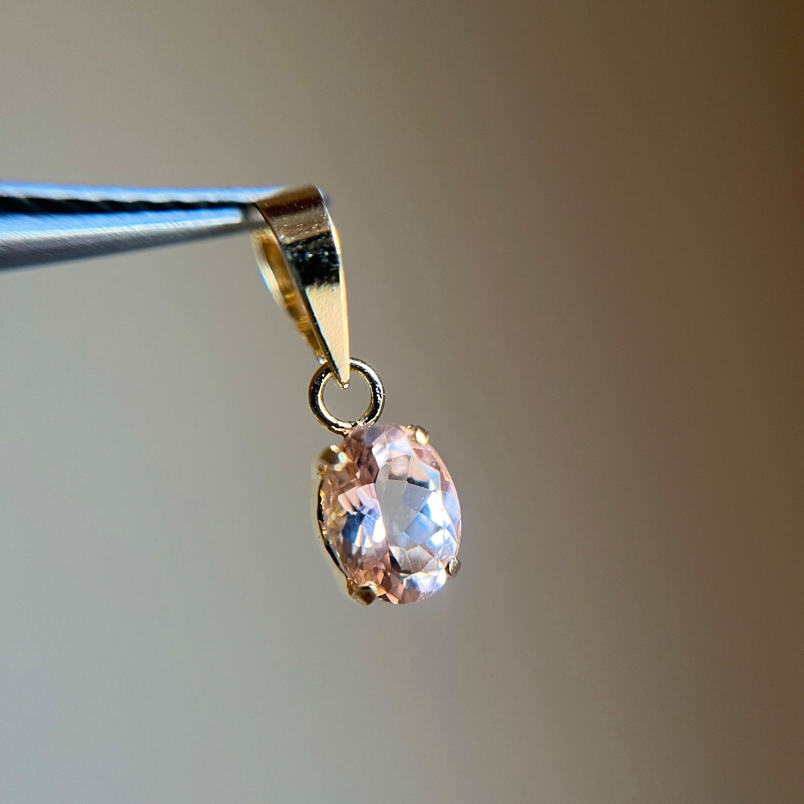 K18 希少 天然インペリアルトパーズ ペンダントトップ レア オーバル