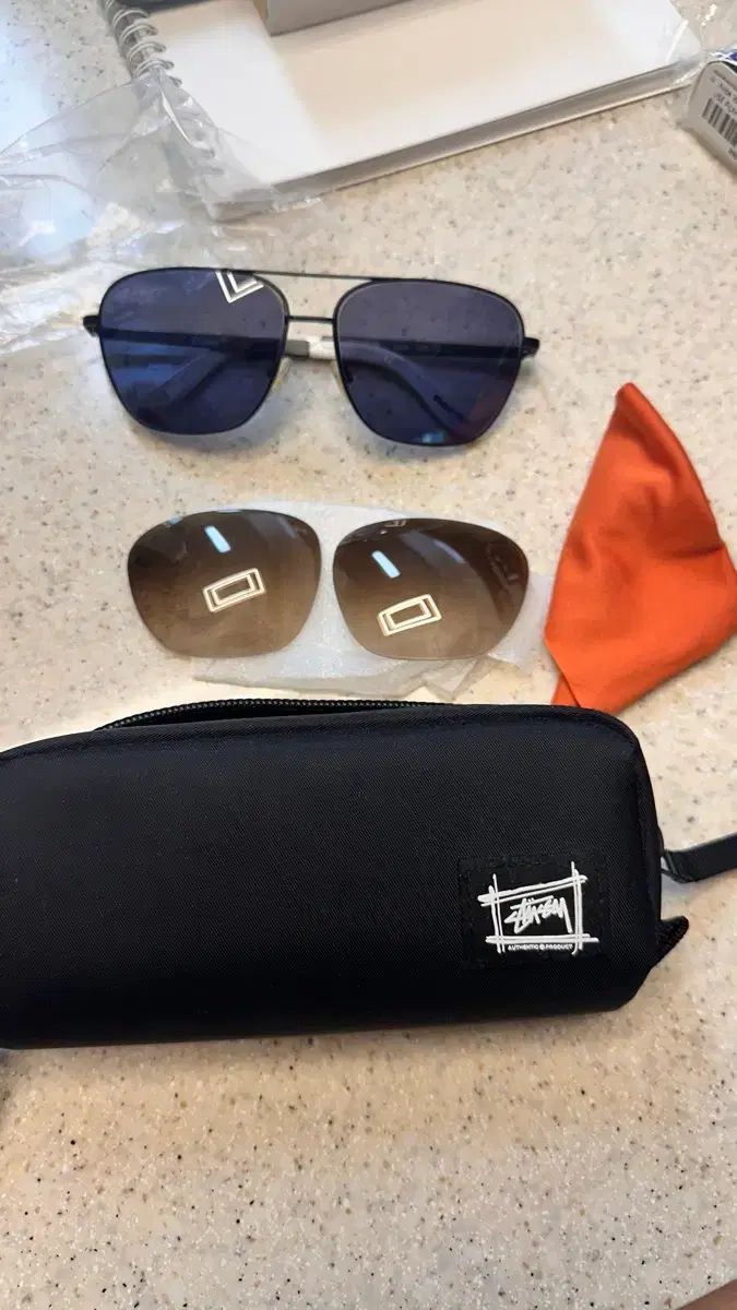 stussy サングラス Ace Sunglasses – Dark Sand/Black Lens | All