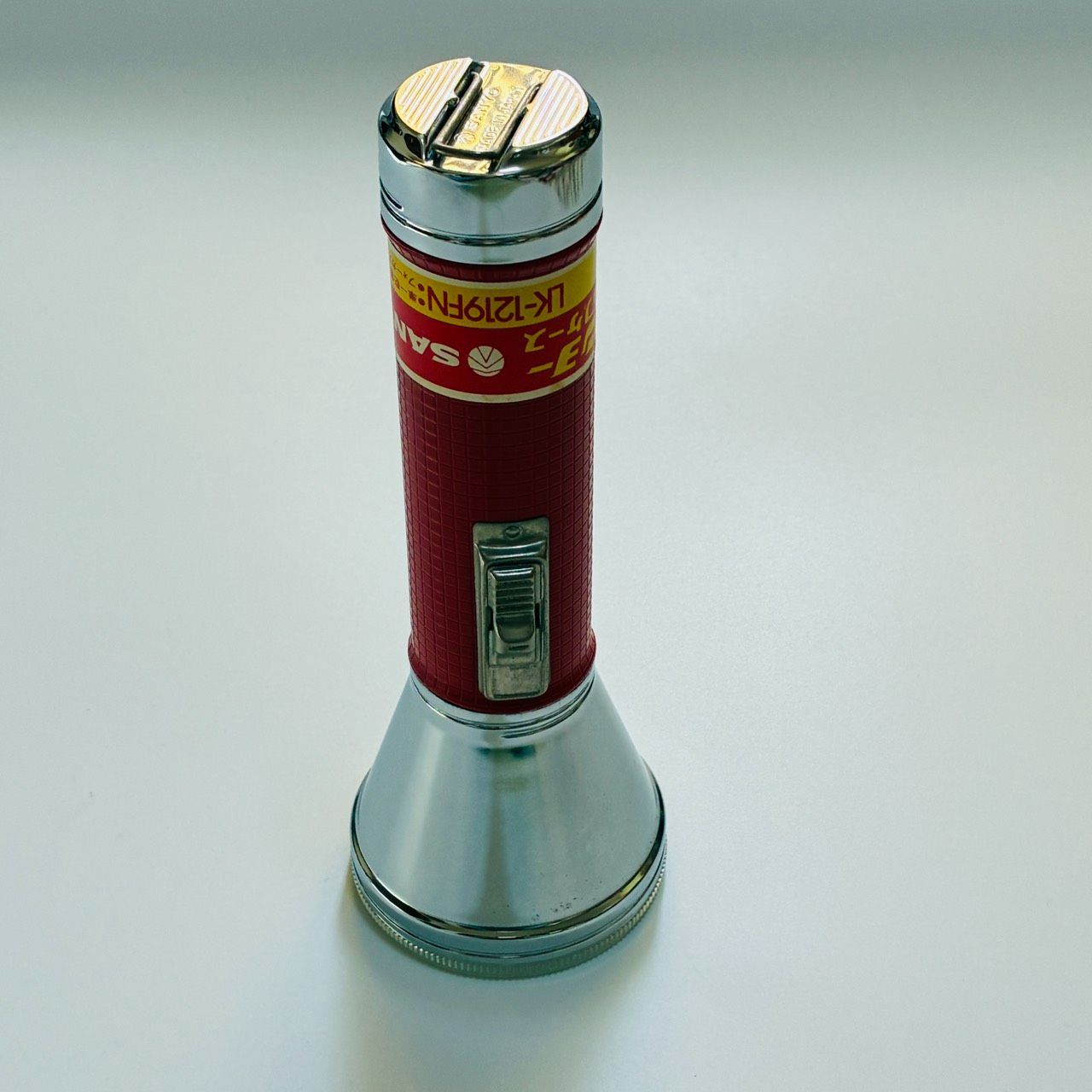 レトロ クラシック サンヨーランプケース LK-1219FN 単一乾電池2個使用