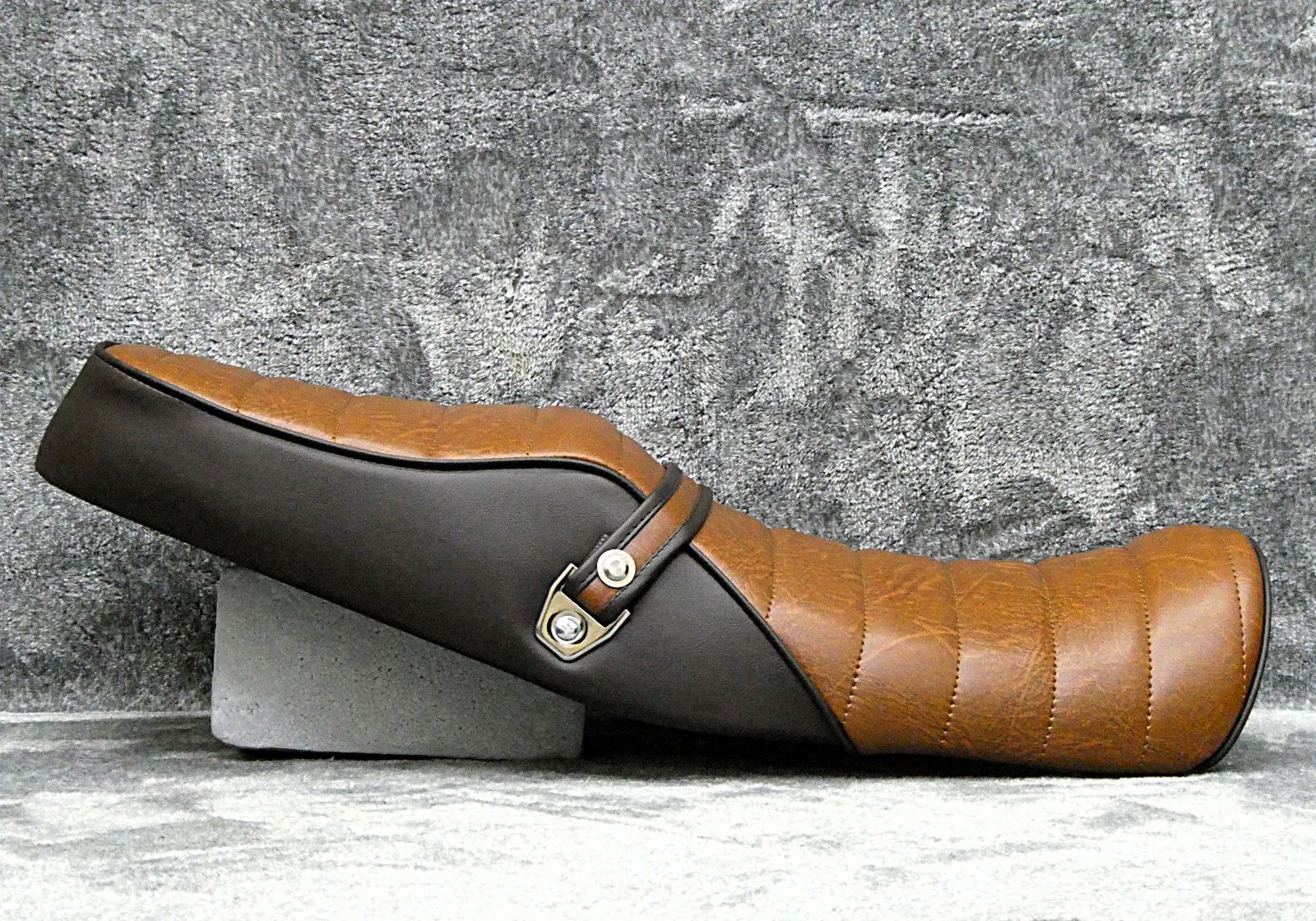 CB400four NC36 茶ツートン タックロールシート/完成品BROWNブラウン