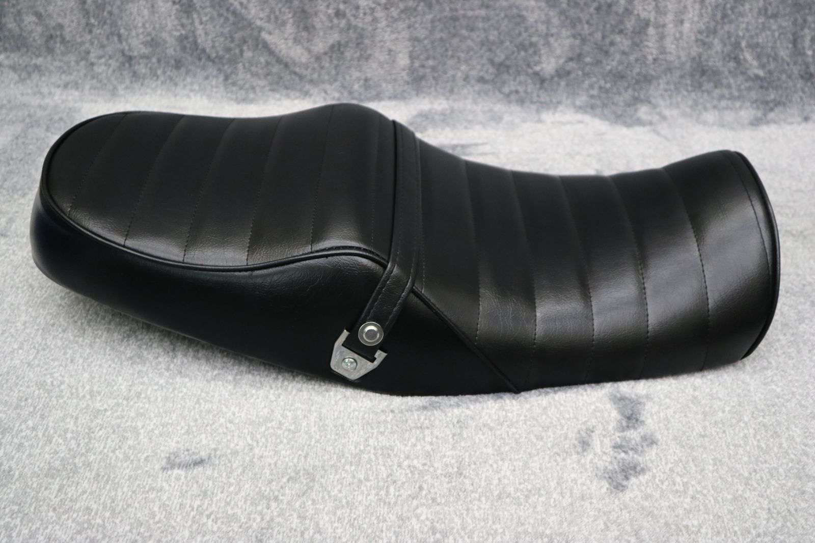 CB400four NC36 黒皮 タックロールシート/完成品BLACKブラックCB400F黒