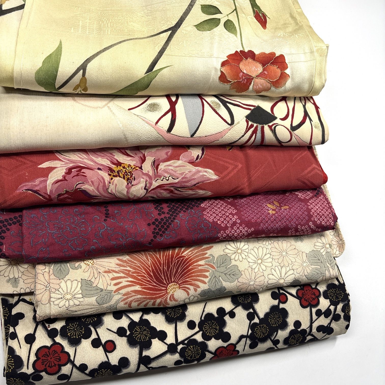 41 銘仙着物6枚羽織7枚アンサンブル1組おまとめ売り　材料正絹 41 銘仙着物6枚羽織7枚アンサンブル1組おまとめ売り 材料正絹