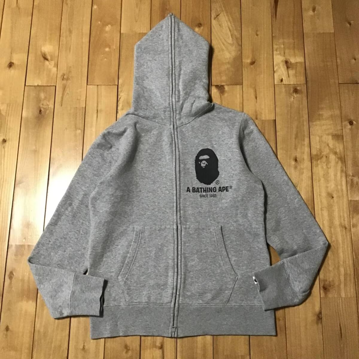 ★美品A Bathing Ape エイプ グレー フルジップパーカー BAPE A BATHING APE アベイシングエイプ BAPE STA LOGO フルジップ パーカー