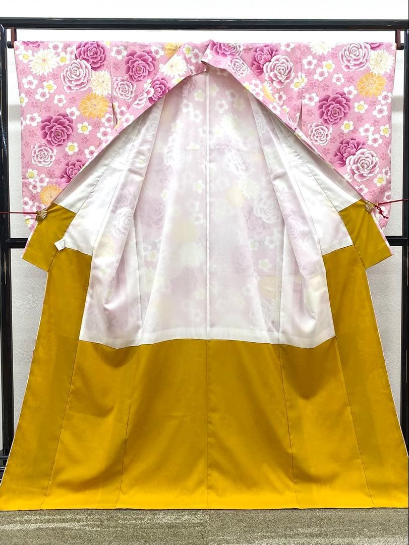 二尺袖 ポリエステル着物 金彩 紋意匠 牡丹 袴向き MOP566 - メルカリ