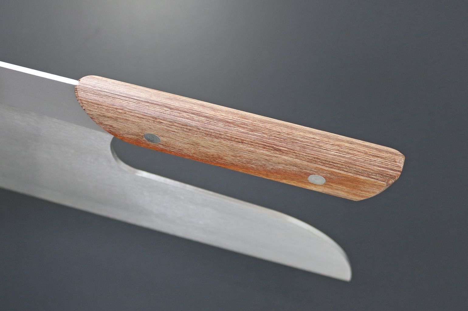 KC-578 兼常作 高級ステンレス鋼 麺切庖丁 赤合板柄 包丁 240mm - メルカリ