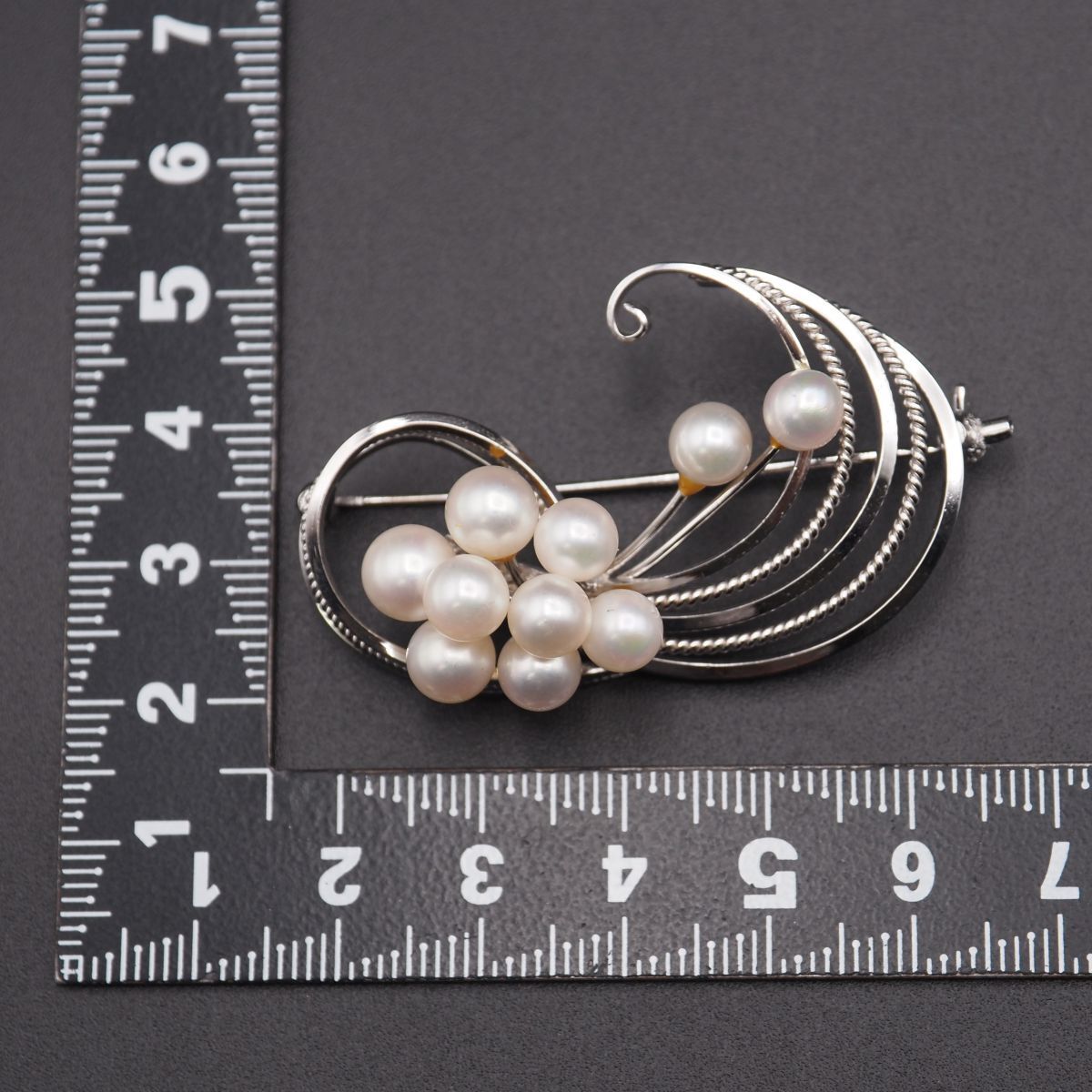 L262 本真珠 5.5-6.7mm10珠 パール STERLING刻印 ブローチ デザイン