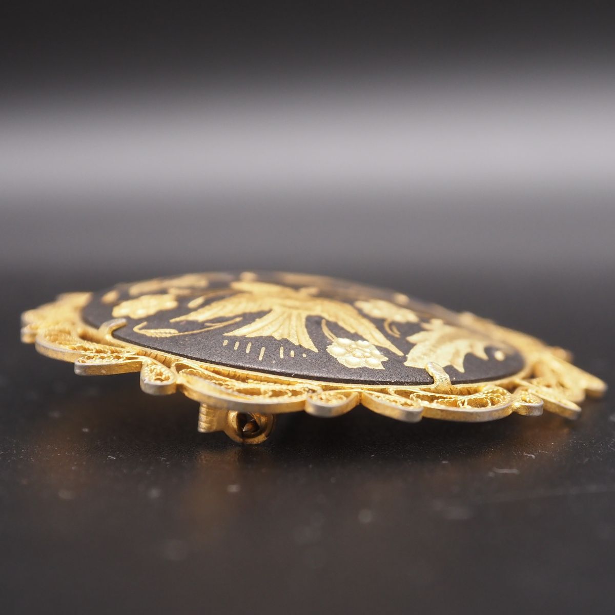 L091 金工 象嵌 ブローチ ダマスキナード バード 花鳥柄 フィリグリー
