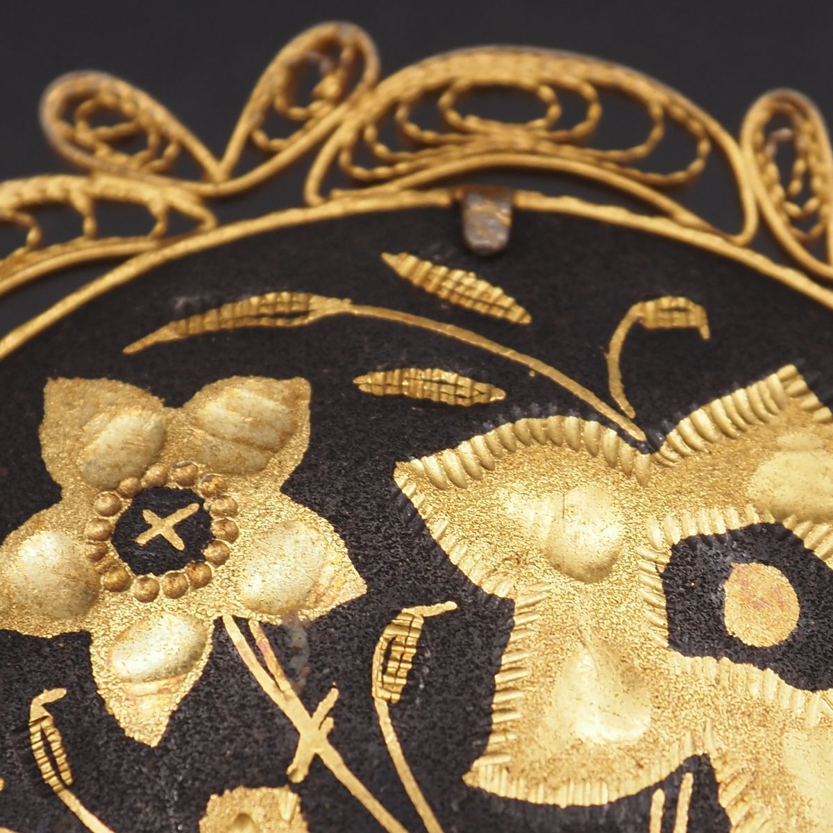 L091 金工 象嵌 ブローチ ダマスキナード バード 花鳥柄 フィリグリー