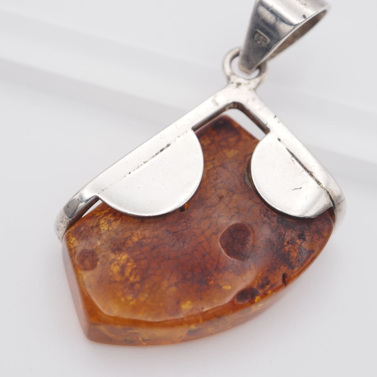 L204 琥珀 コハク アンバー ペンダント トップ 925刻印 シルバー