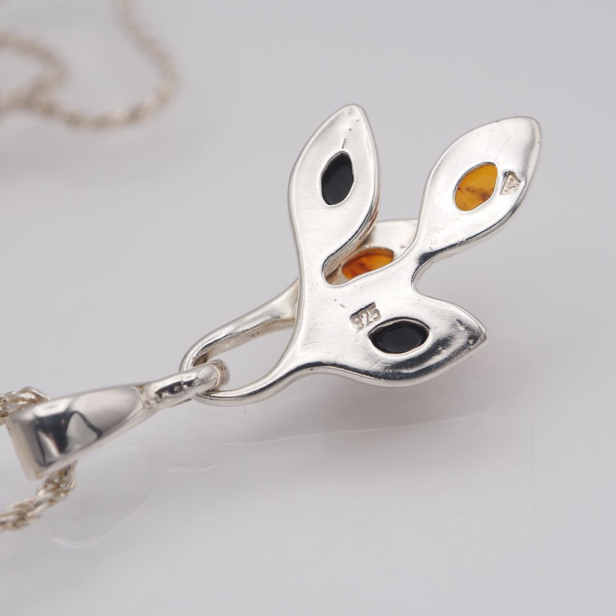 L544 販売 琥珀 コハク アンバー S925 ITALY刻印 ペンダント