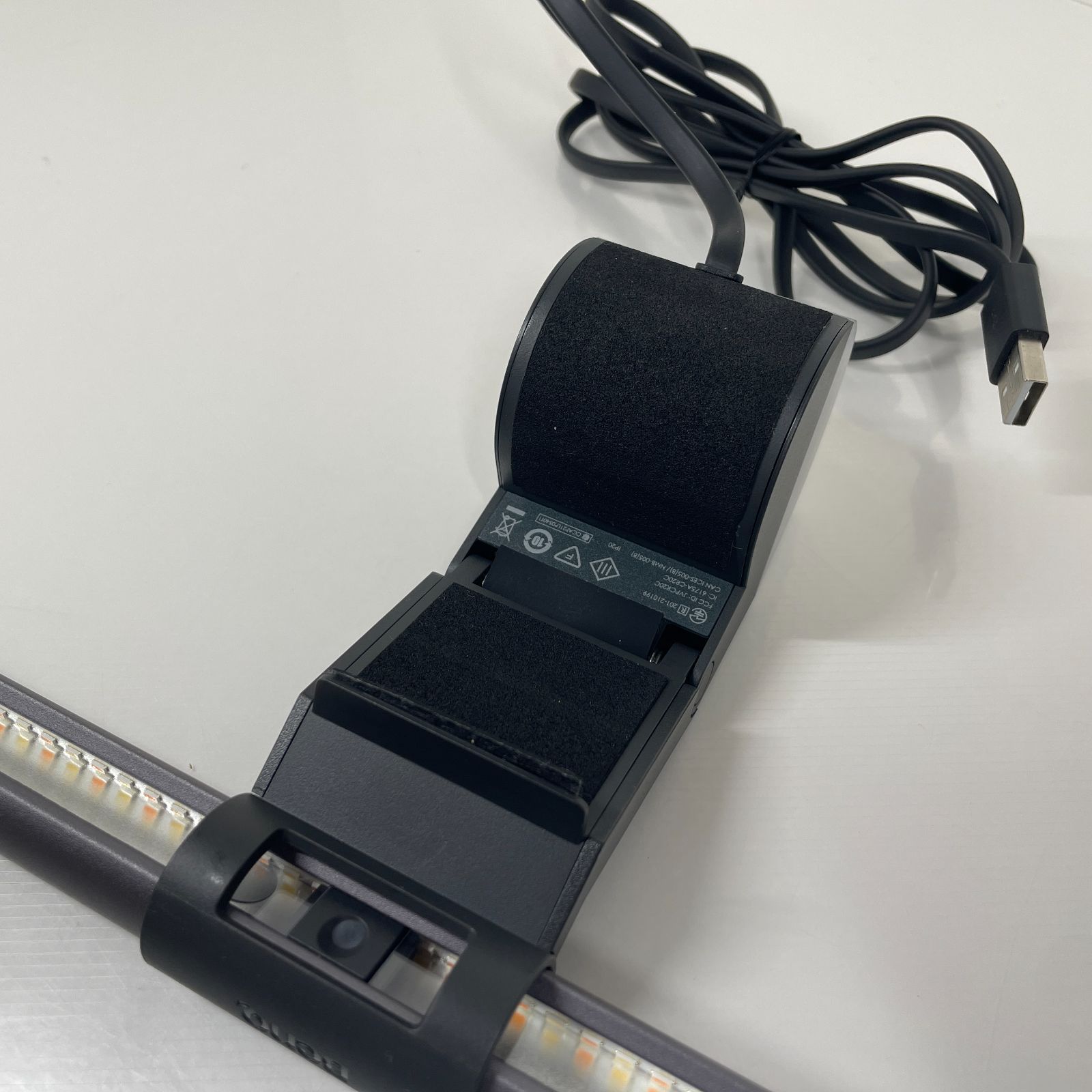 送込★匿配★BenQ ScreenBar Haloモニターライト★中古品 BenQ screen bar halo 旧モデル BenQ ScreenBar Halo LED Monitor