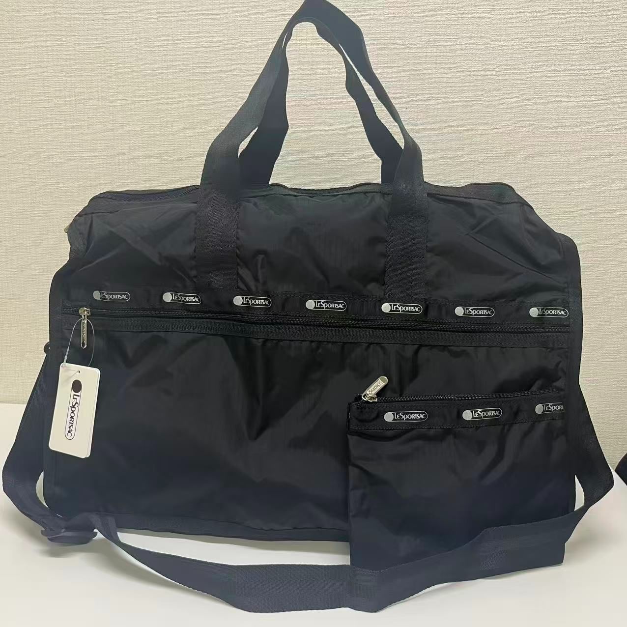 美品✨レスポートサック　ボストンバッグ　2WAY ブラック　ポーチ付き　ナイロン レスポートサック ボストンバッグ ブラック 大容量 ポーチ付き - メルカリ