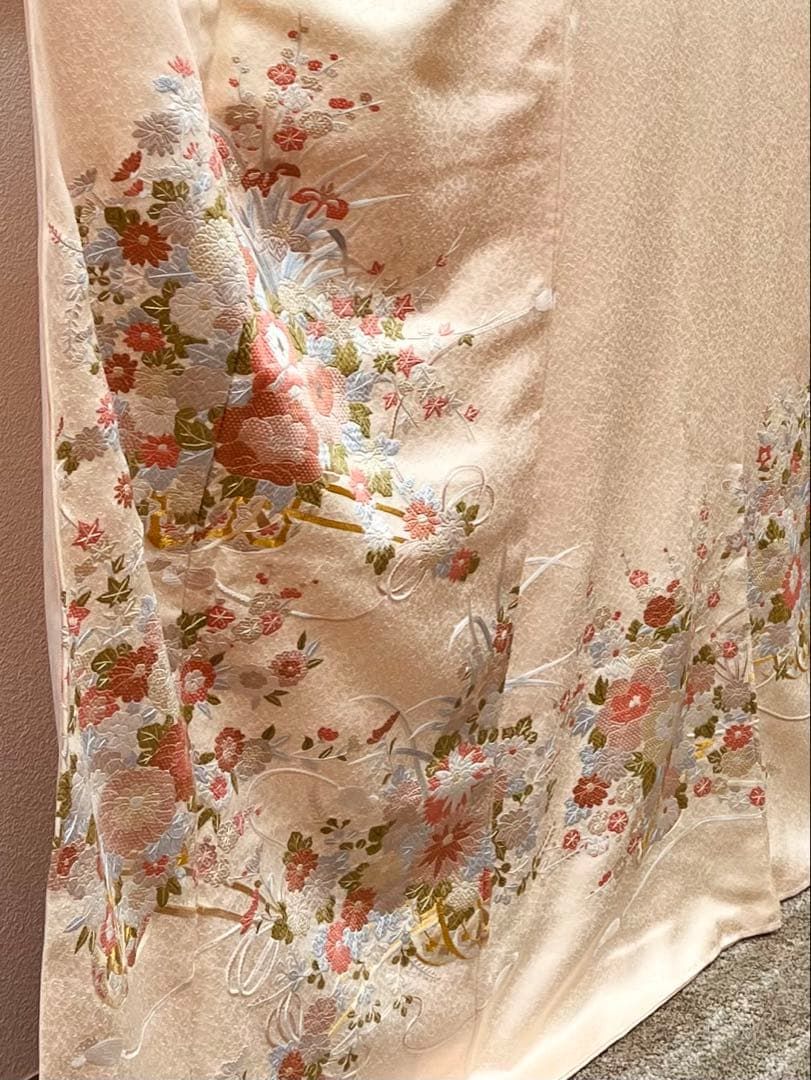 蘇州刺繍 寿光織 付け下げ 訪問着 金駒 正絹 躾糸付き A136 - メルカリ