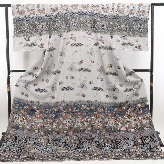 仕付け糸付”近づくほどに惹かれる刺繍の奥行き”訪問着 7453