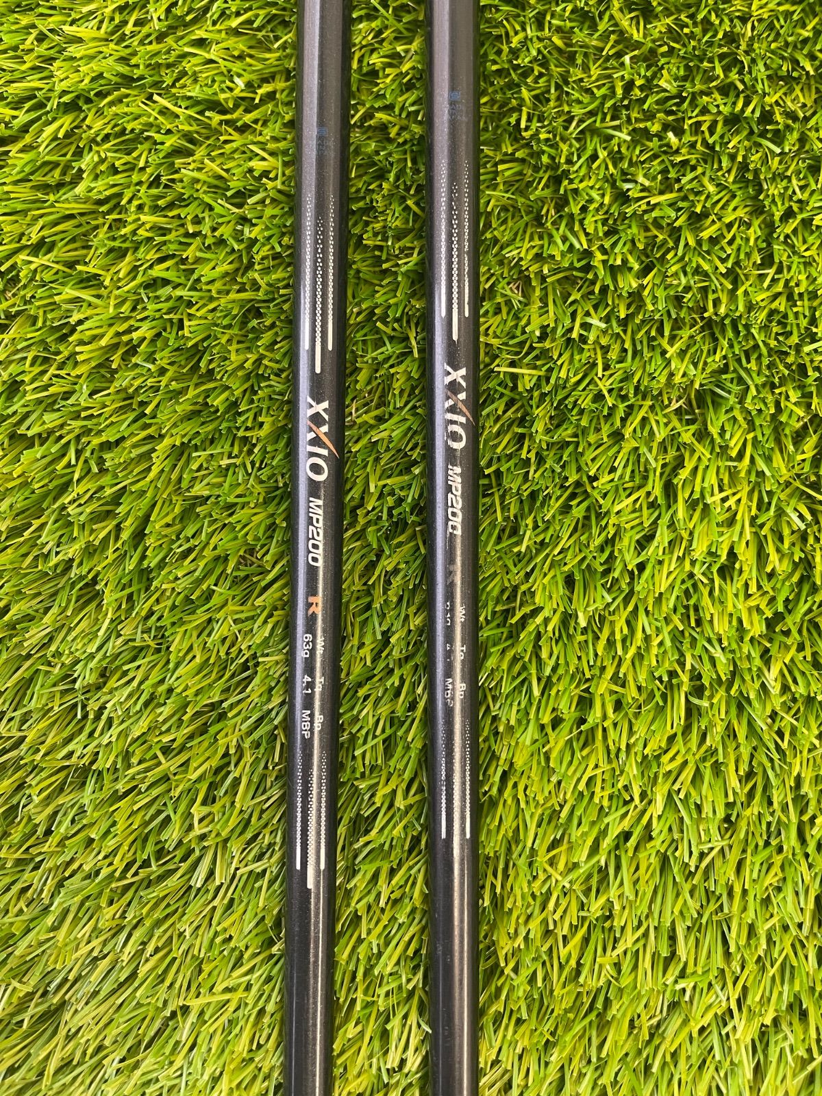 ゼクシオ 2代目 アイアン 2本 右 XXIO MP200 IMPACT POWER FACE - メルカリ