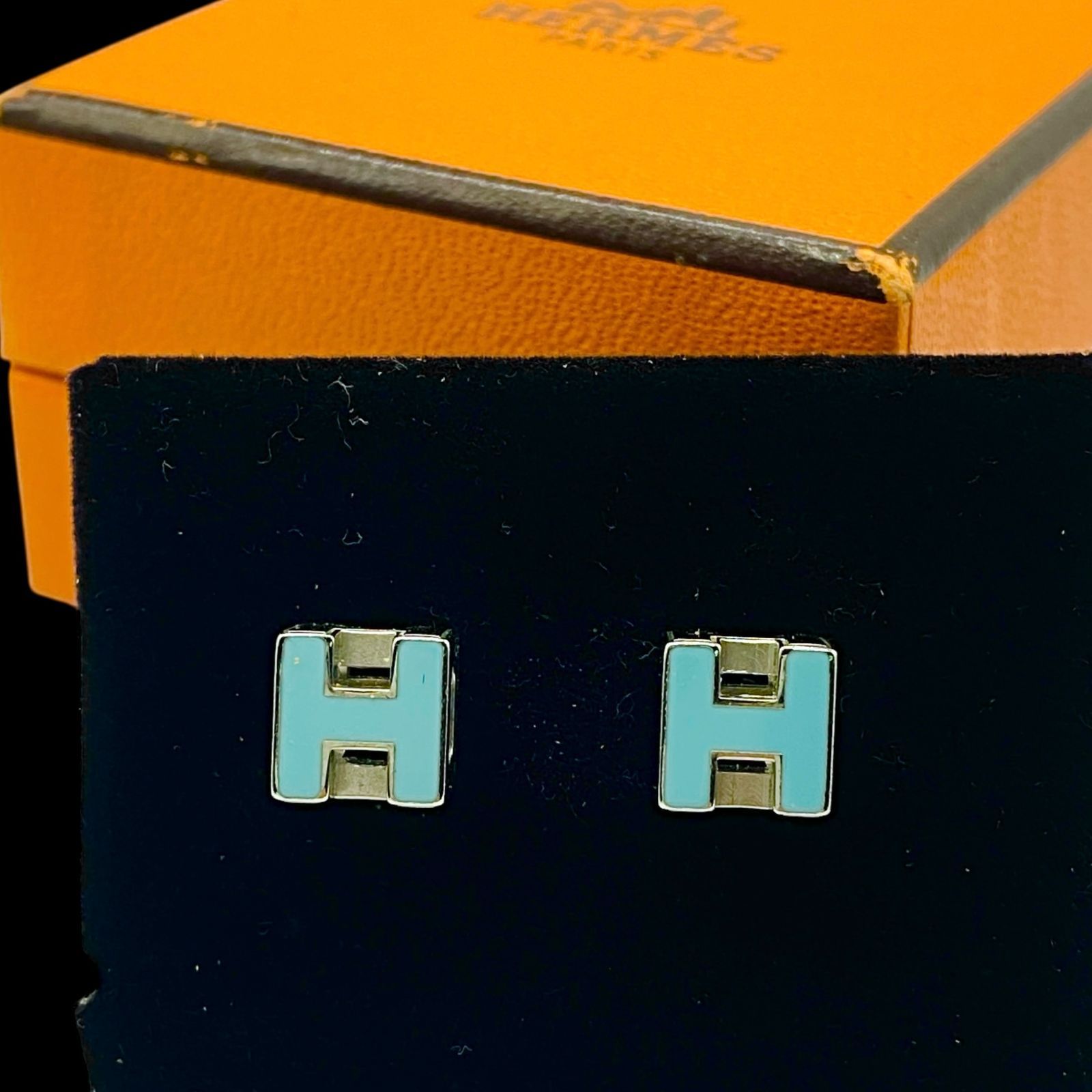 美品 HERMES エルメス カージュドアッシュ Hキューブ ピアス 水色 