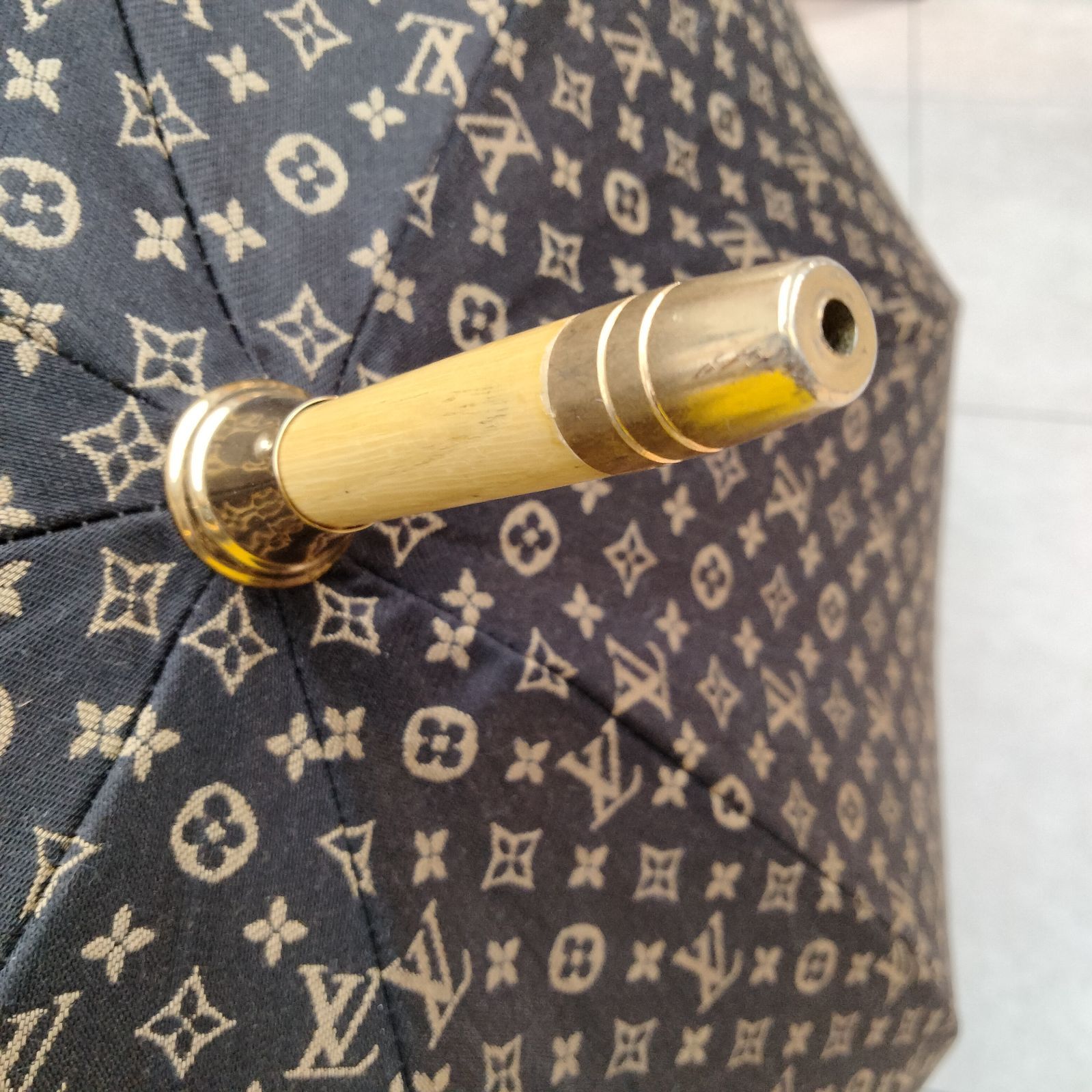 ルイヴィトン傘　パラソル LOUIS VUITTON（ルイ・ヴィトン） 日傘 M7014 モノグラム パラソル