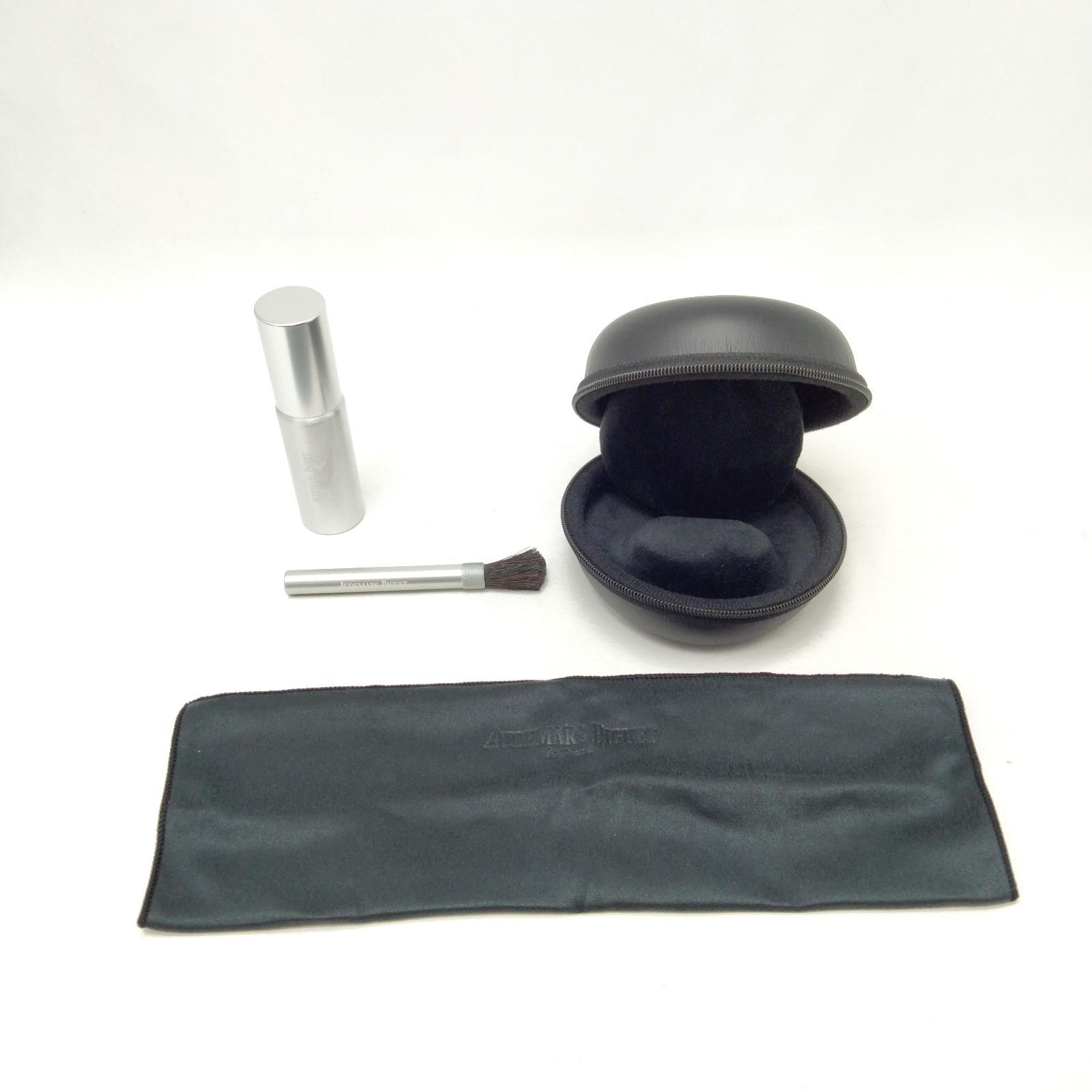 【新品未使用】オーデマピゲ　クリーニングキット ✨AUDEMARS PIGUET✨オーデマピゲ トラベルキット クリーニングセット