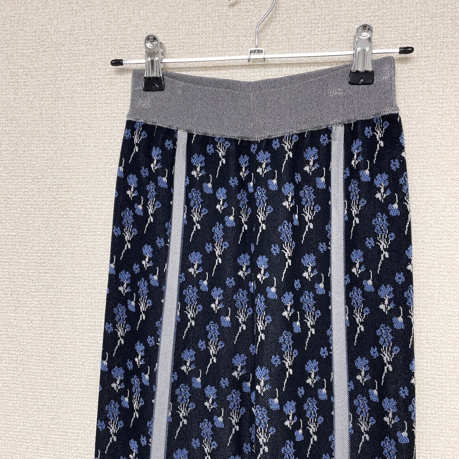 Mame Kurogouchi マメクロゴウチ 2023SS ニットパンツ スリット 花柄