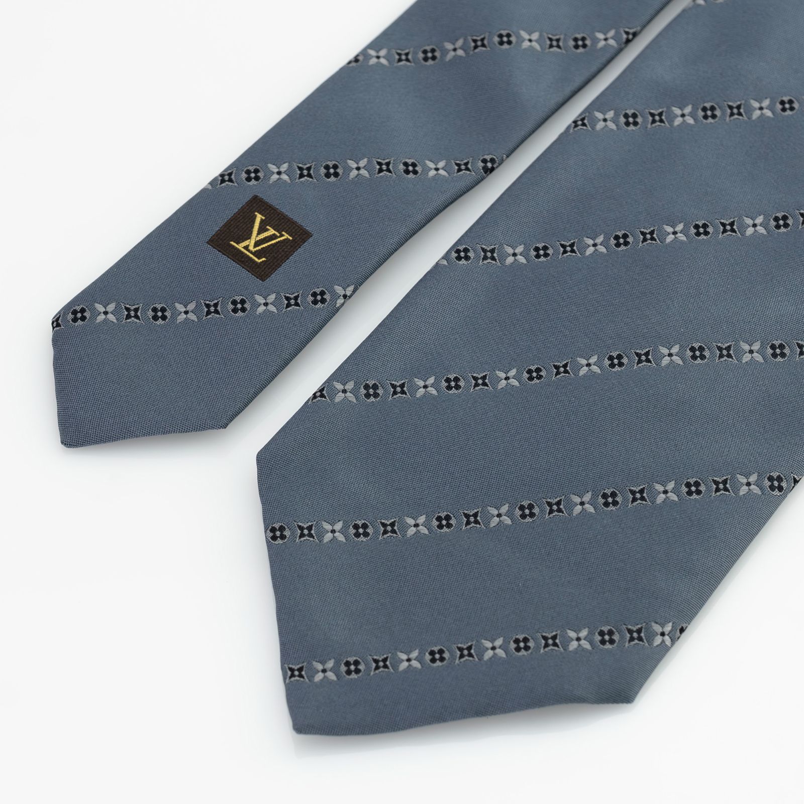 ✨極美品✨ルイヴィトン　ネクタイ　モノグラム　シルク100% ネイビー　グレー 楽天市場】【アパレル】LOUIS VUITTON ルイ ヴィトン クラヴァット