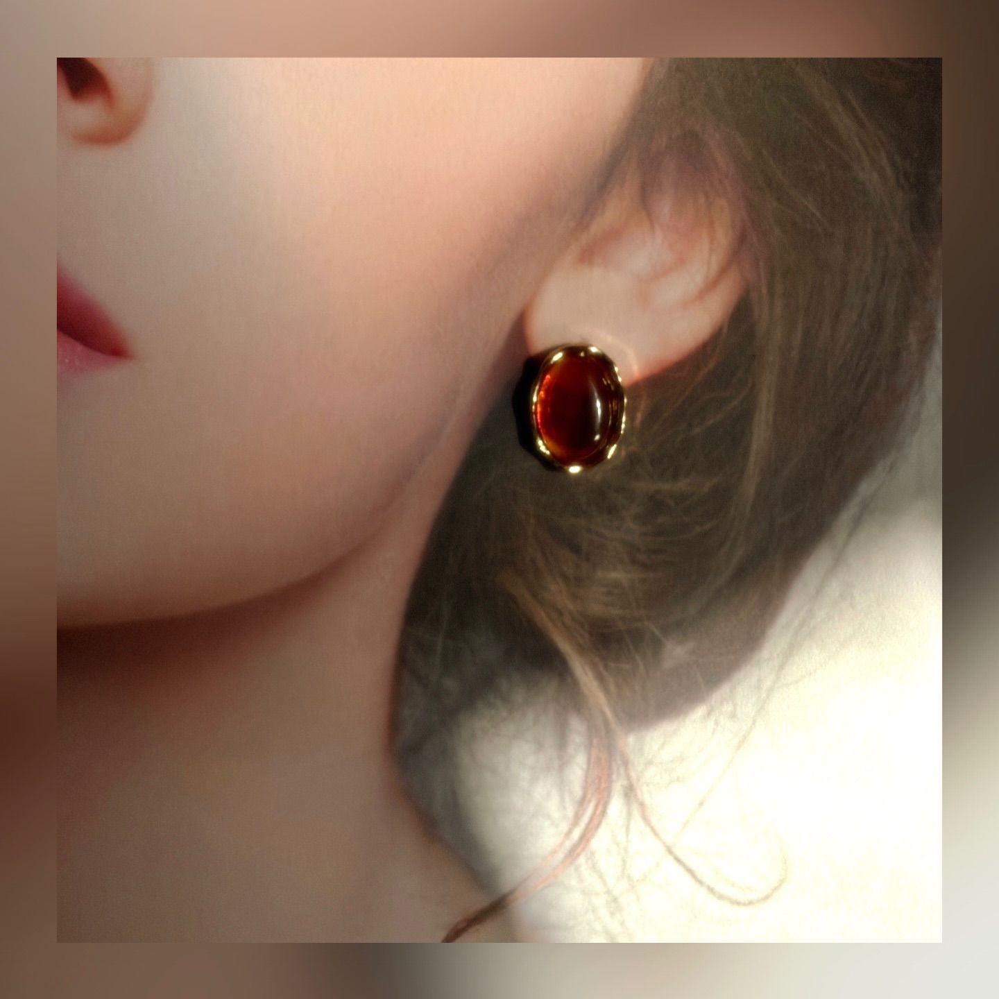 ピアス】アンバーカラー オーバル ゴールド ワンポイント＊べっ甲風 