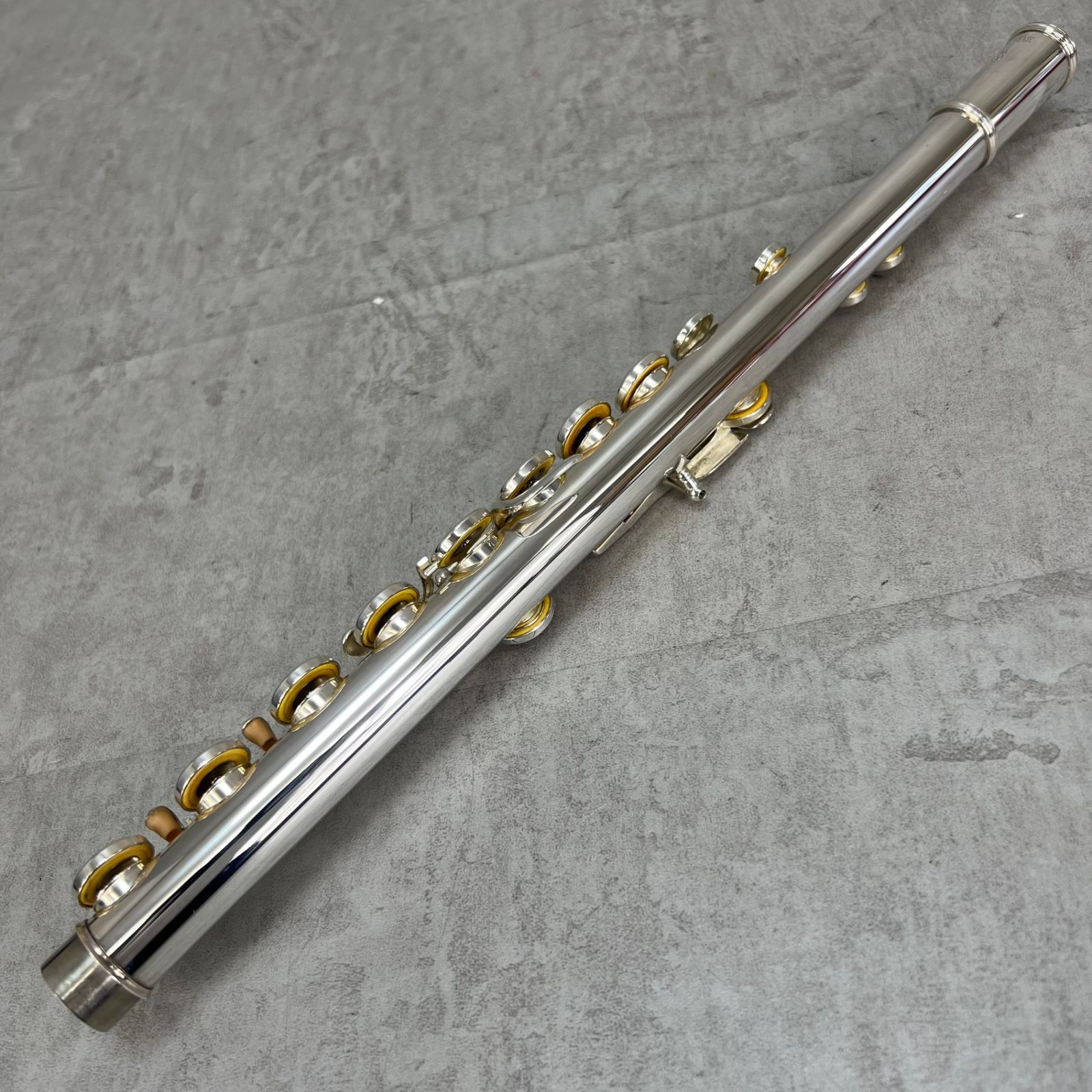 【美品】Pearl PF-521 リップ銀製 フルート flute 管楽器 Pearl PF-521 リップ銀製 フルート flute 管楽器