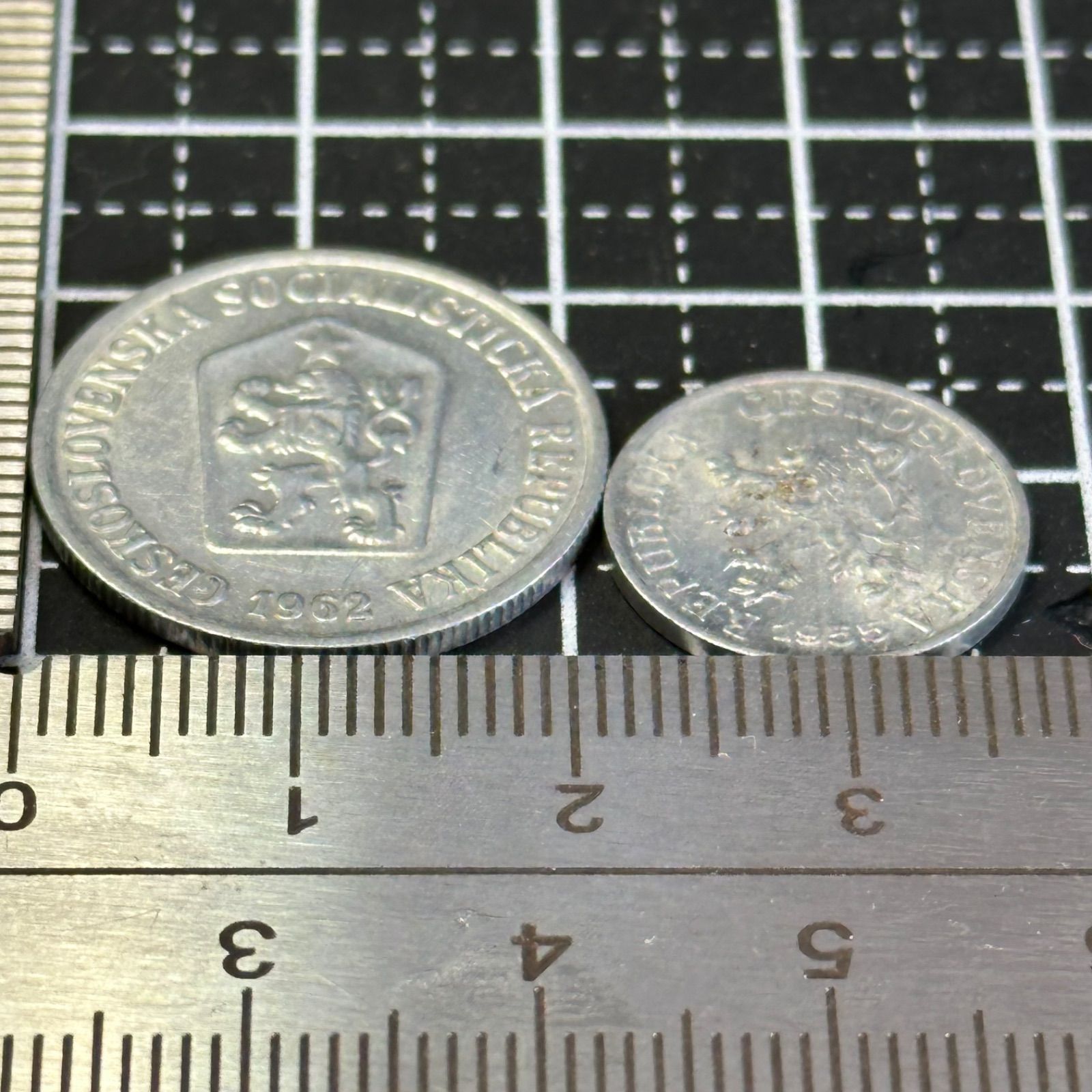 海外硬貨2枚組】1960年代 チェコスロバキア 小額貨セット／月桂樹と星