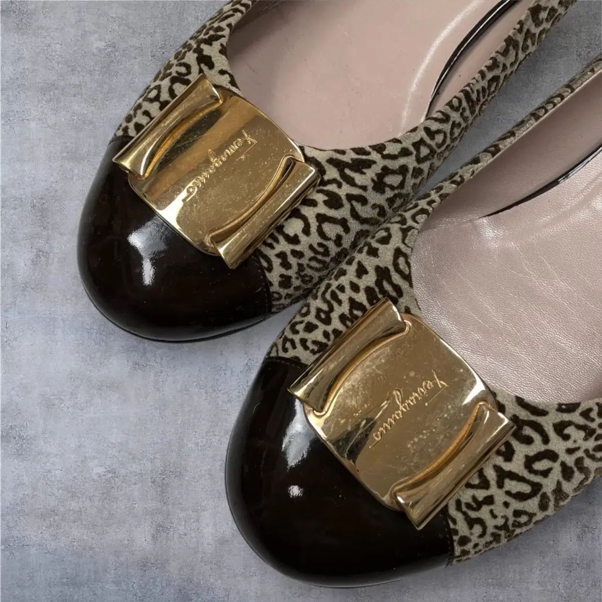 FERRAGAMO フェラガモ ガンチーニ ヒョウ柄 レオパード フラット