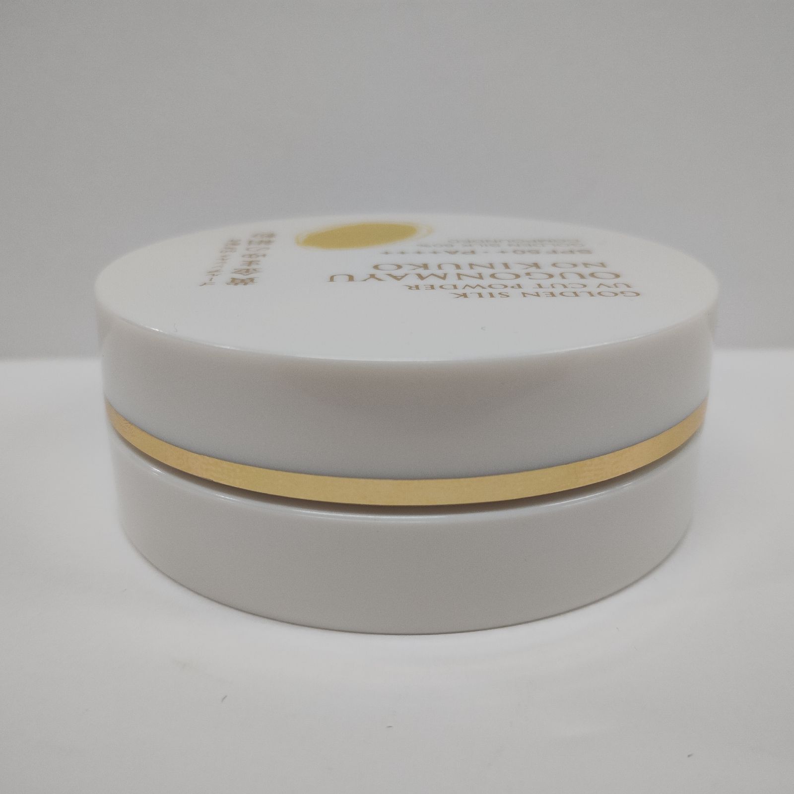 Y3817 K 黄金まゆの絹粉 金のルーセントパウダーUV 薄桃 フェイス