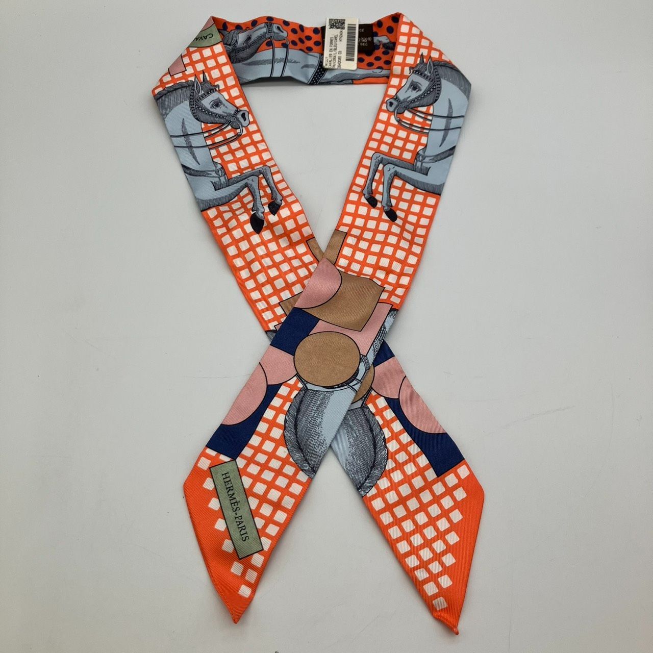 ◇ Hermès / エルメス ツイリー カヴァリエ・アン・フォルム コライユ