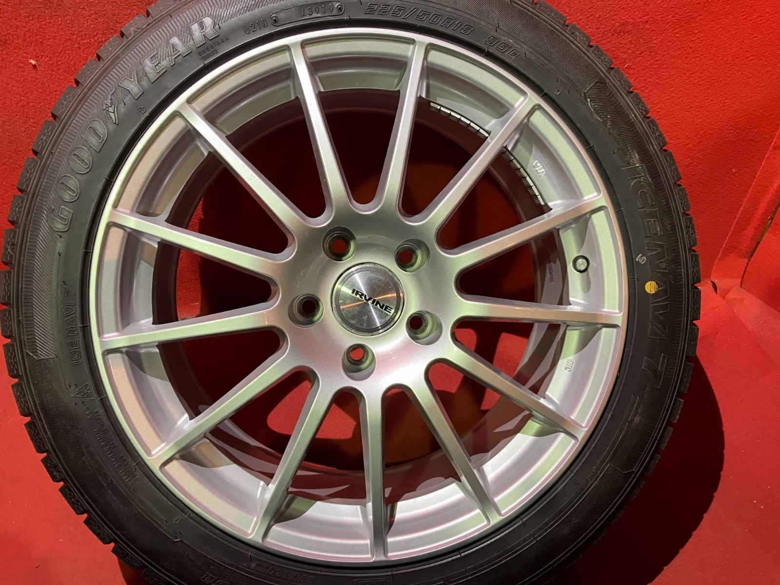 中古スタッドレスタイヤホイールセット【225/50R18 GOODYEAR ICE NAVI7