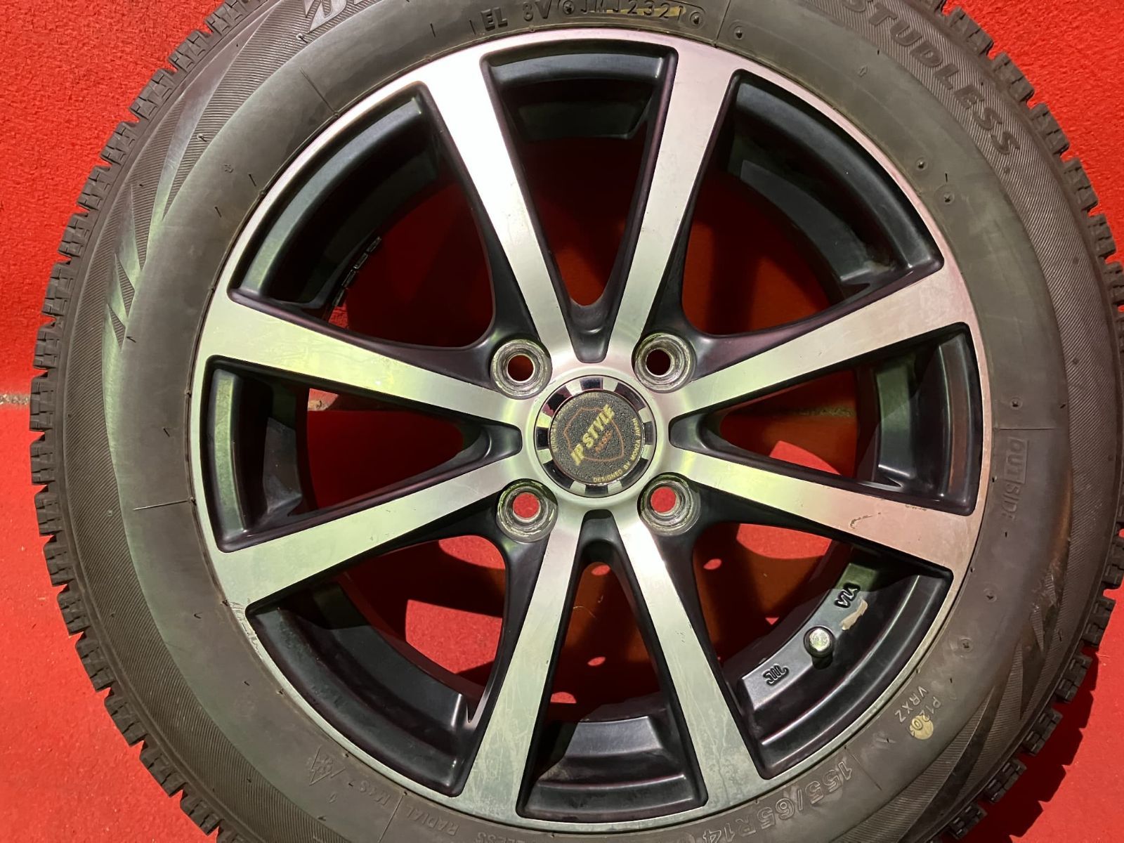 中古スタッドレスタイヤホイールセット【155/65R14 BRIDGESTONE VRX