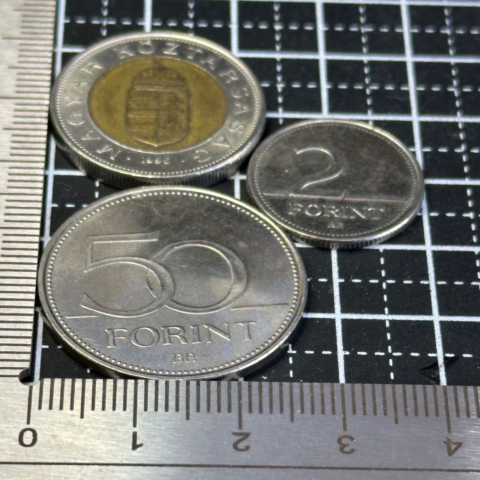 海外古銭4枚組】1990–2000年代 ハンガリー フォリント硬貨セット 2F・50F・100F 鳥と植物意匠 東欧コイン 441 - メルカリ