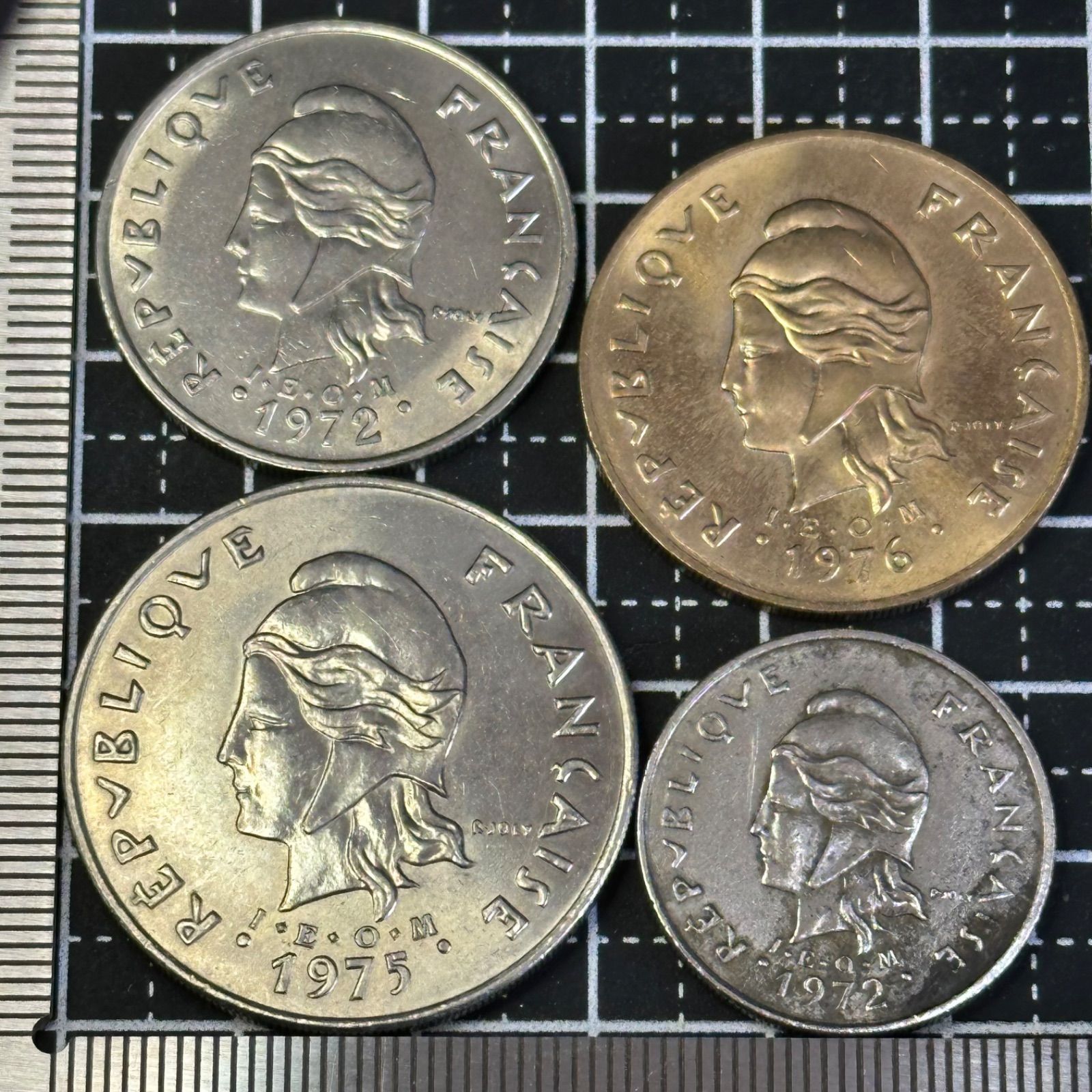 海外古銭4枚組】1970年代 フランス領ポリネシア硬貨セット 10f・20f