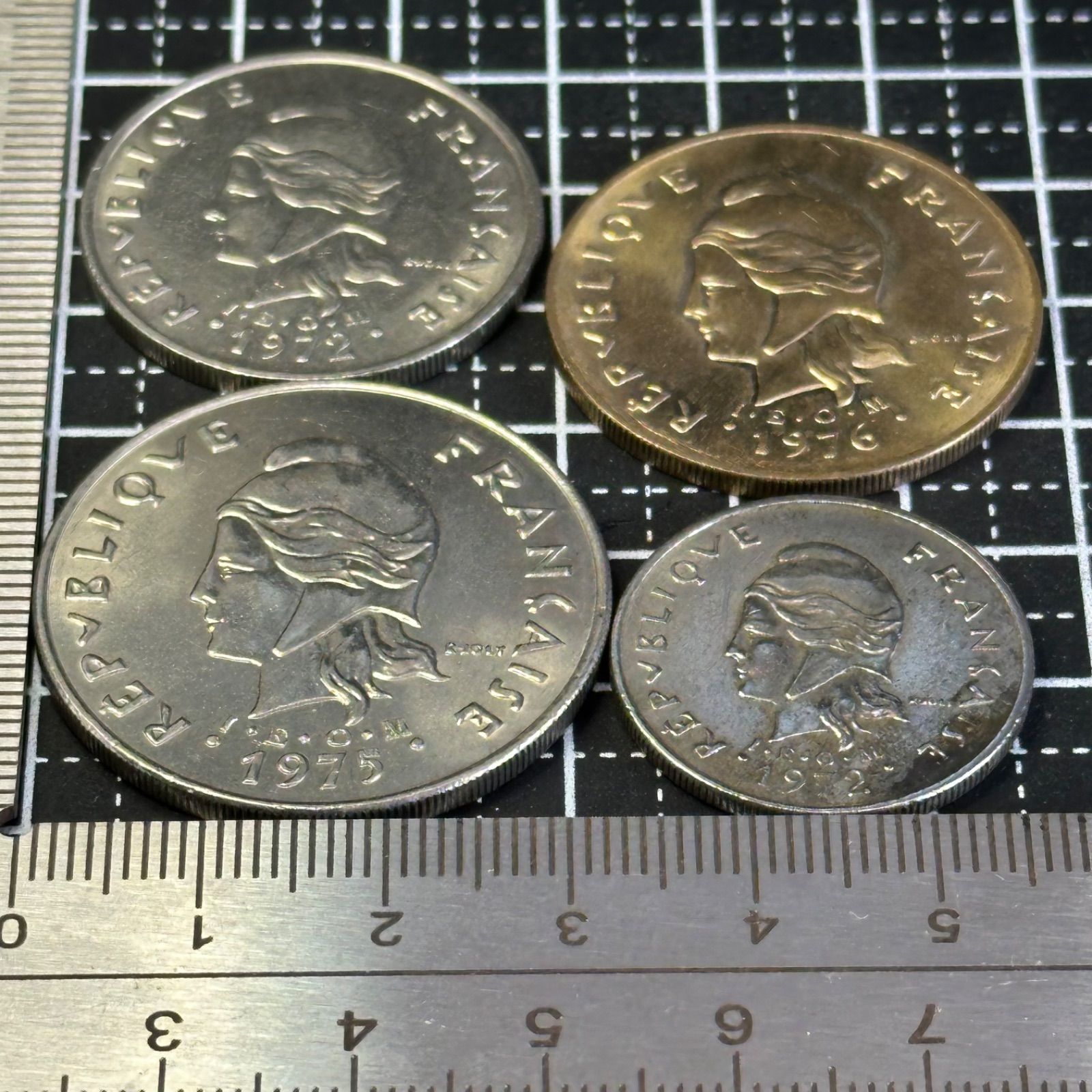 海外古銭4枚組】1970年代 フランス領ポリネシア硬貨セット 10f・20f 