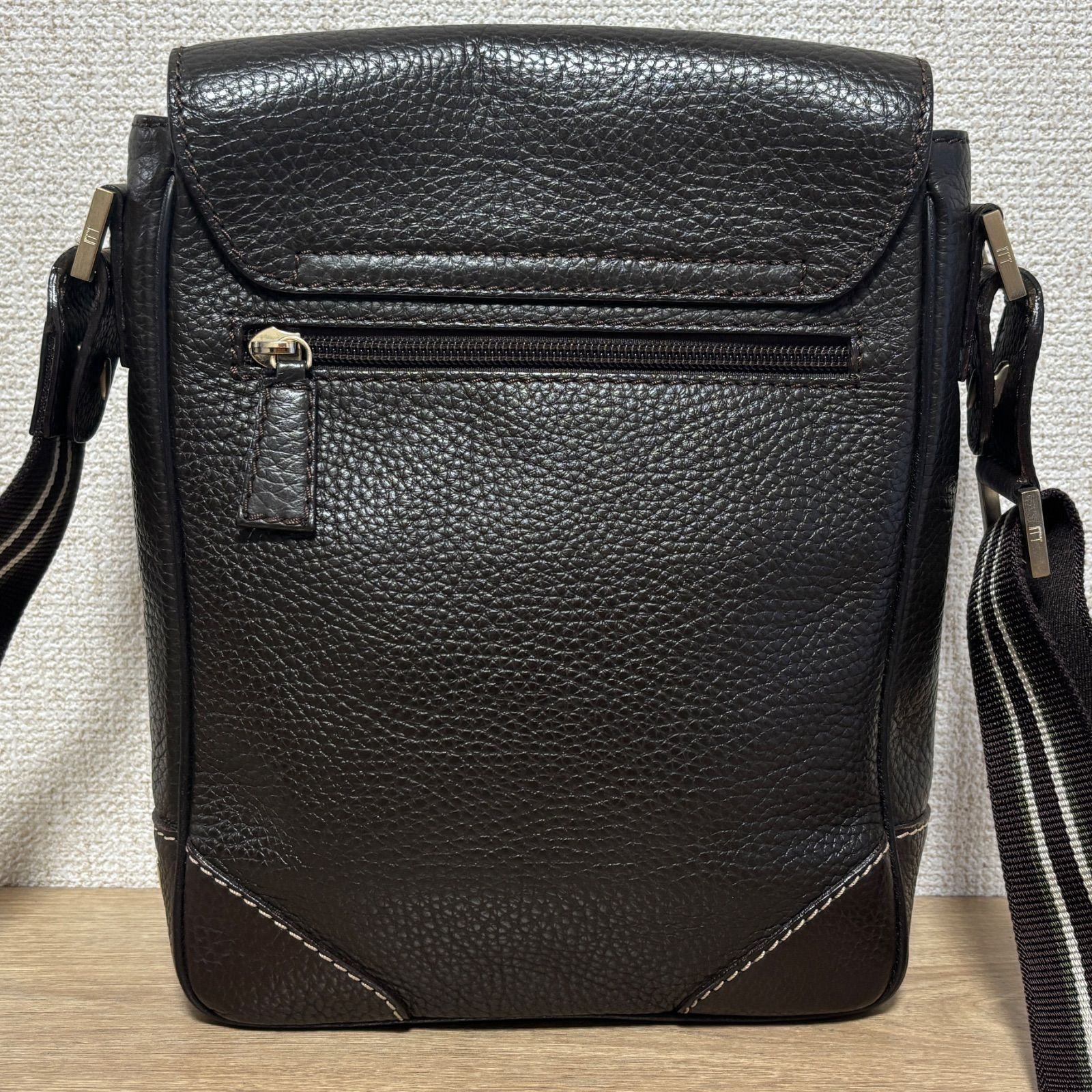 dunhill ダンヒル ショルダーバッグ レザー ダークブラウン メンズ
