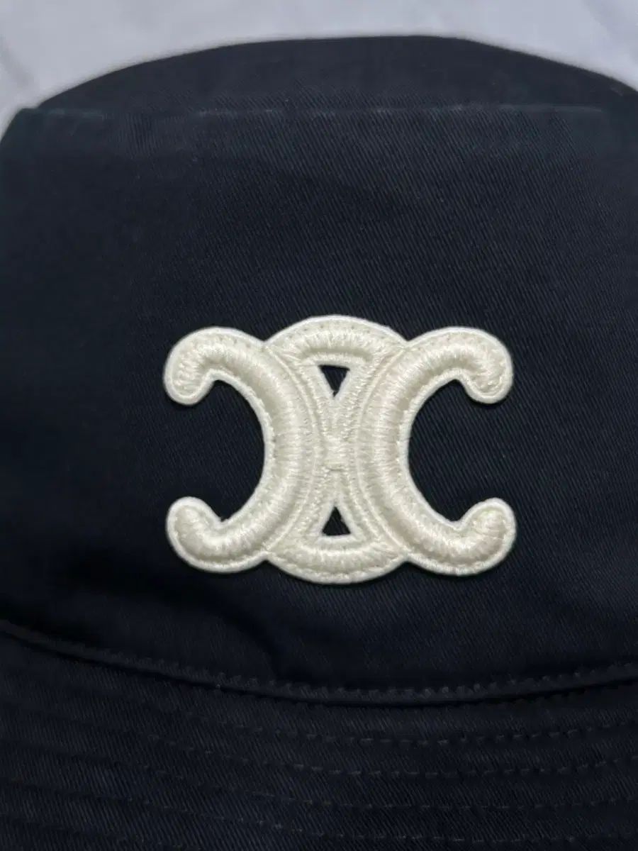 Celine セリーヌ バケットハット ブラック M サイズ 出品