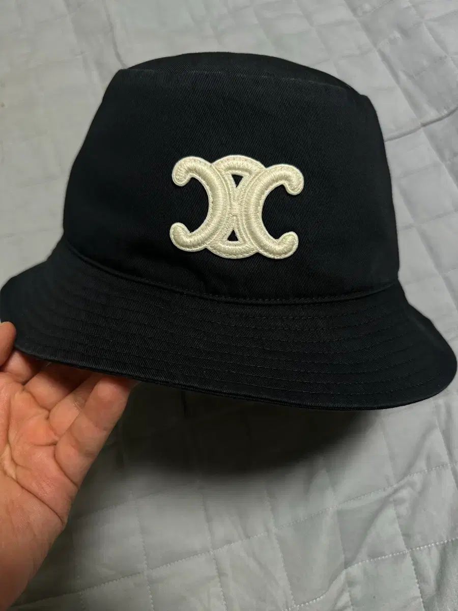 Celine セリーヌ バケットハット ブラック M サイズ 出品 - メルカリ
