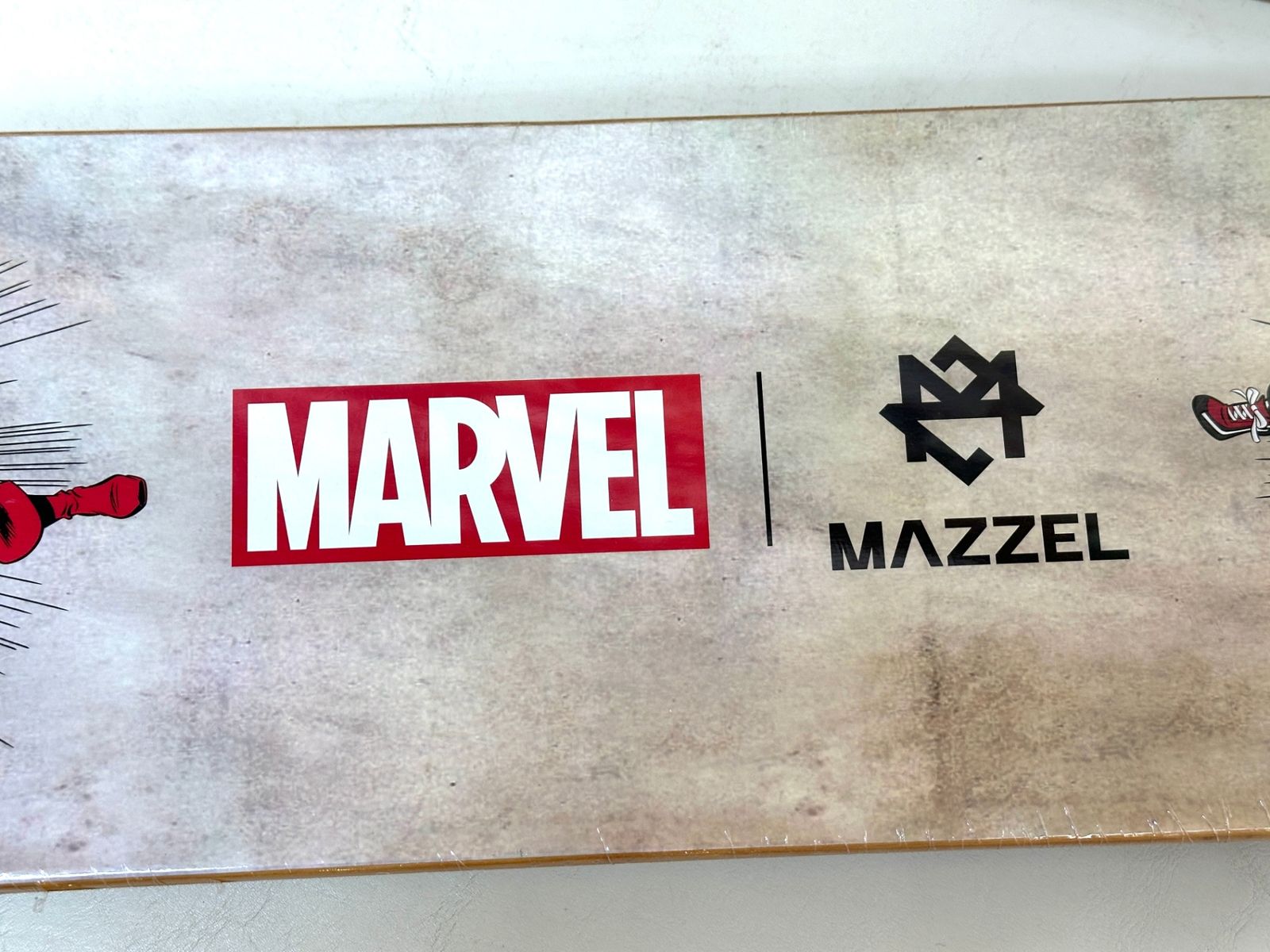 未使用 Happyくじ MARVEL MAZZEL ラスト賞 スケートボードデッキ 約