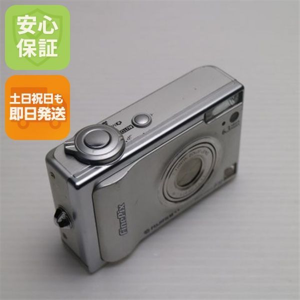 美品 FinePix F10 シルバー 即日発送 FUJIFILM デジカメ デジタル