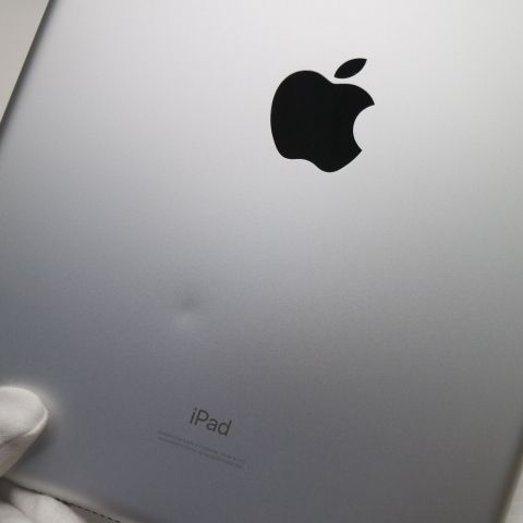 【即日発送】iPad8 シルバー 32GB 美品 iPad 第8世代 Wi-Fi 32GB シルバー 即日発送 タブレット Apple