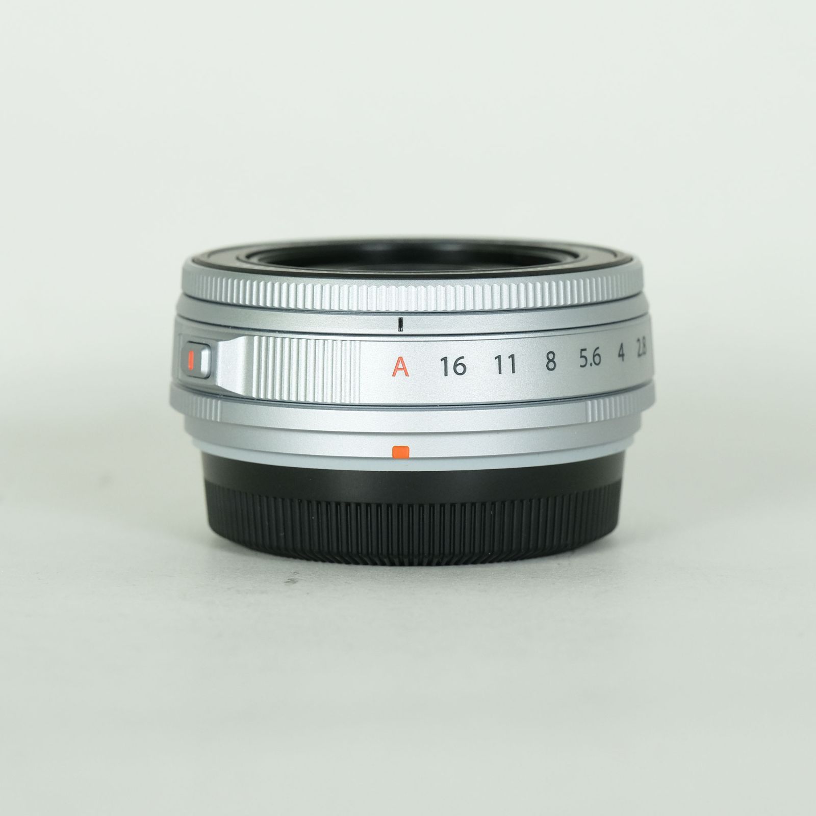 美品｜FUJIFILM XF23mmF2.8 R WRシルバー（メーカー保証付） カメラレンズ XF23mmF2.8 R WR シルバー [FUJIFILM X /単焦点レンズ