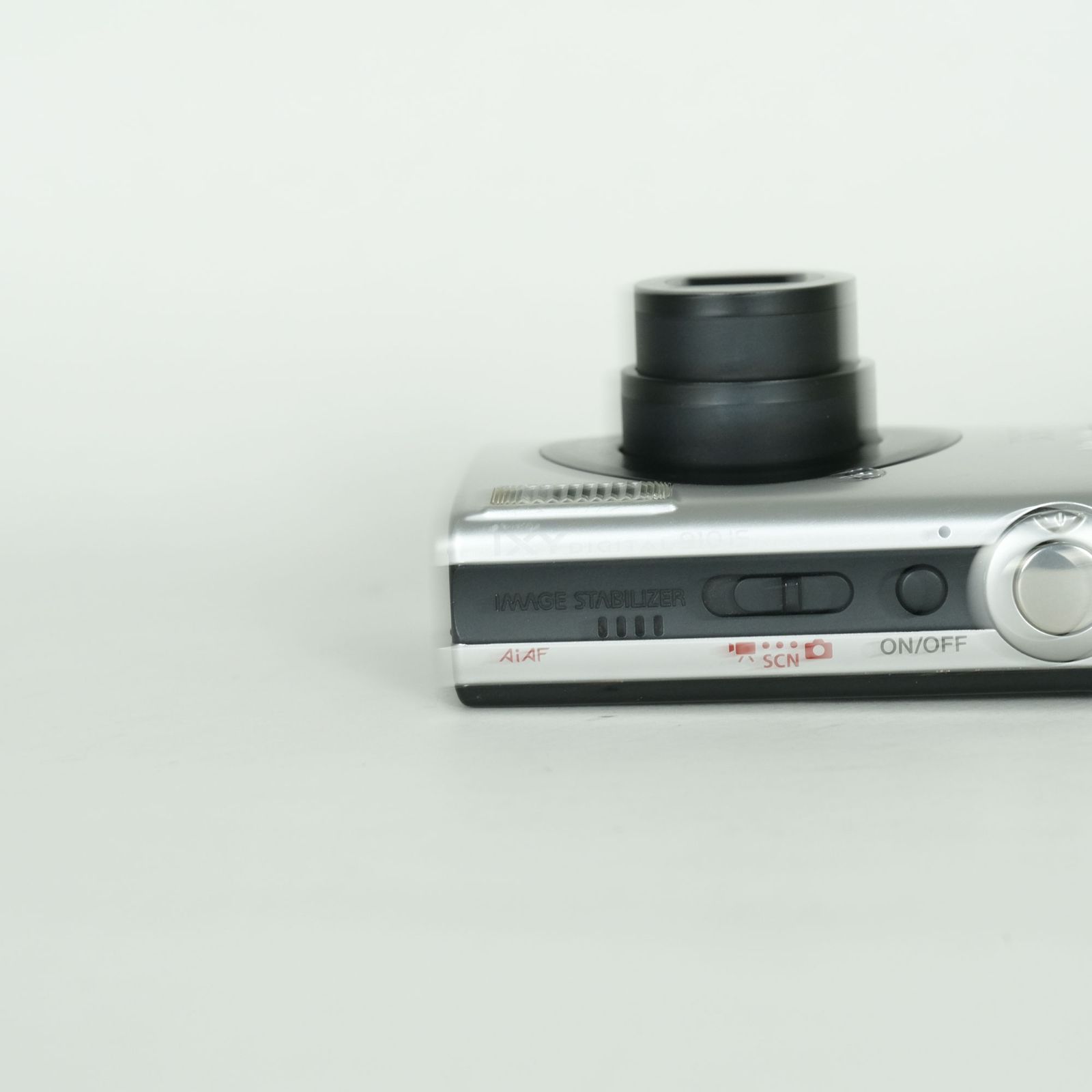 ジャンク　Canon IXY 910IS IXY1000 デジタルカメラ　2台 ジャンク Canon IXY 910IS IXY1000 デジタルカメラ 2台