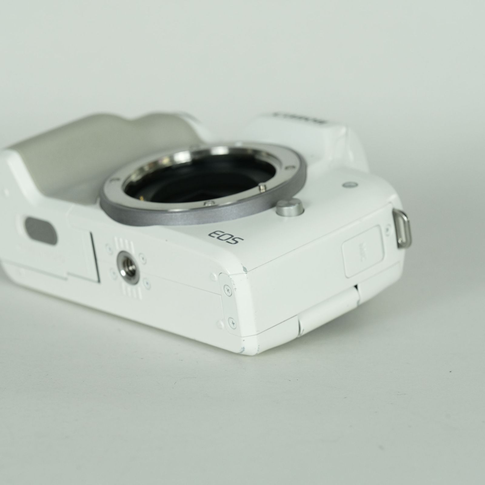 Canon キヤノン EOS M2 ボディ ホワイト◆3770 CANON EOS Kiss M2 ボディ [ホワイト] 価格比較 - 価格.com