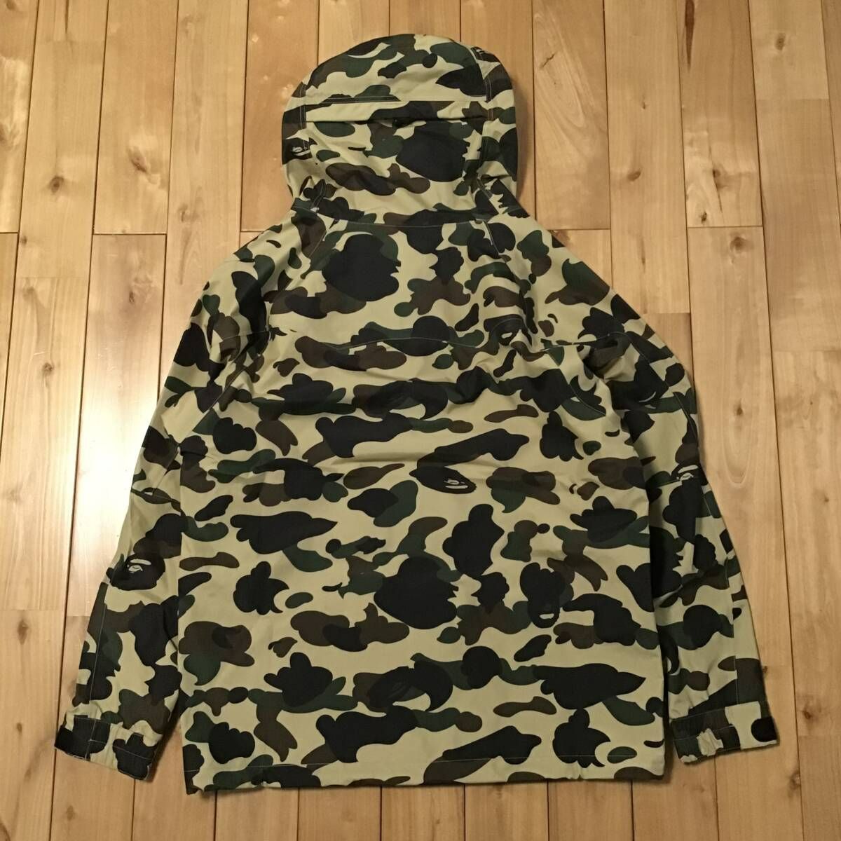 ☆定価以下☆ 新品 GORE TEX スノボジャケット Sサイズ a bathing ape