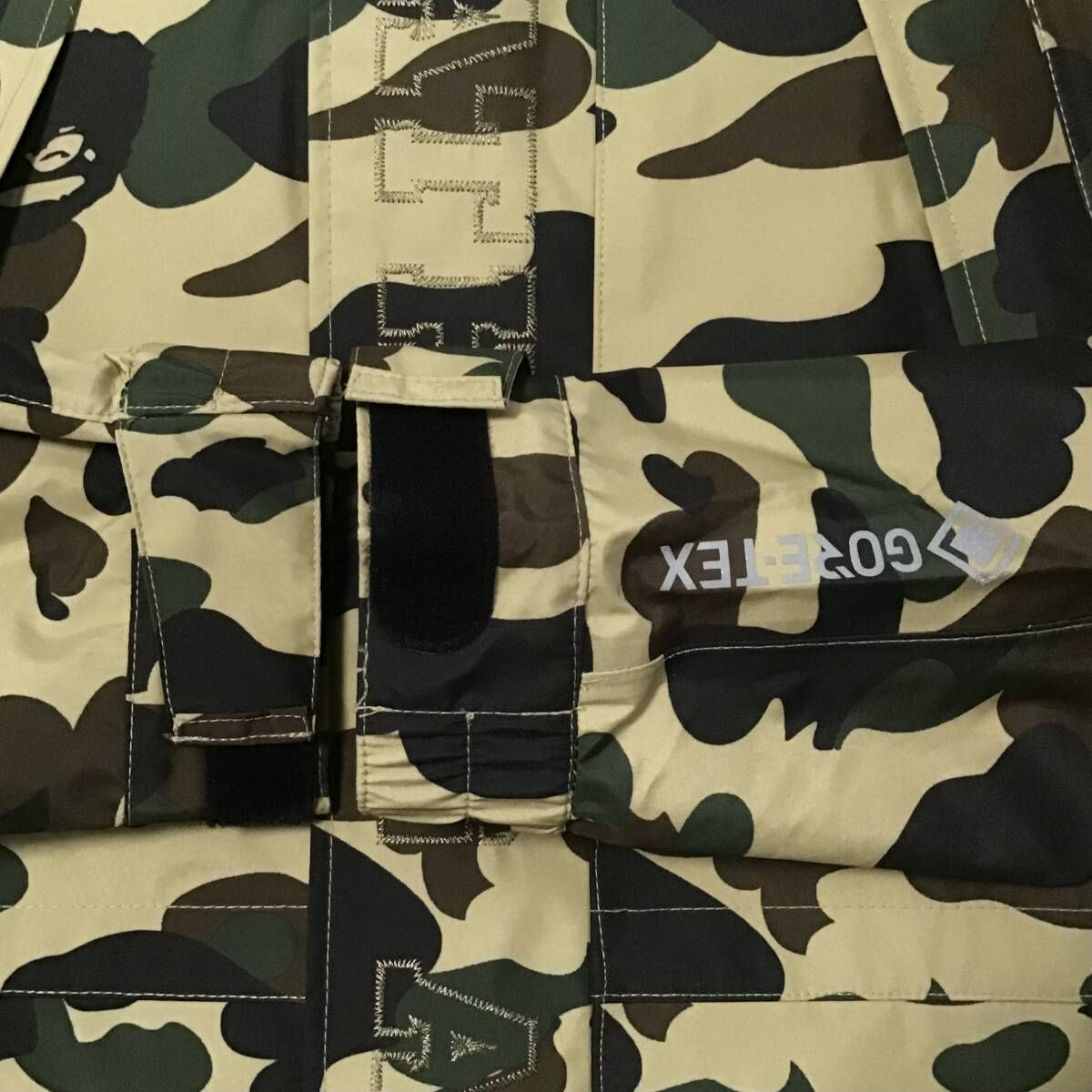 ☆定価以下☆ 新品 GORE TEX スノボジャケット Sサイズ a bathing ape