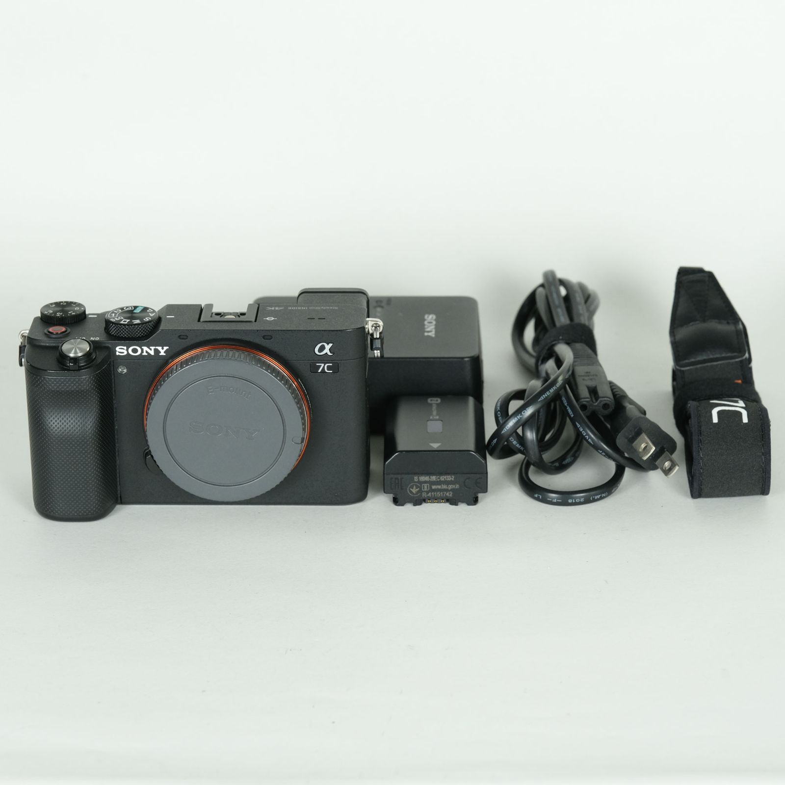良品 | シャッター数10,030回] SONY α7C（ILCE-7C） [ボディ ブラック