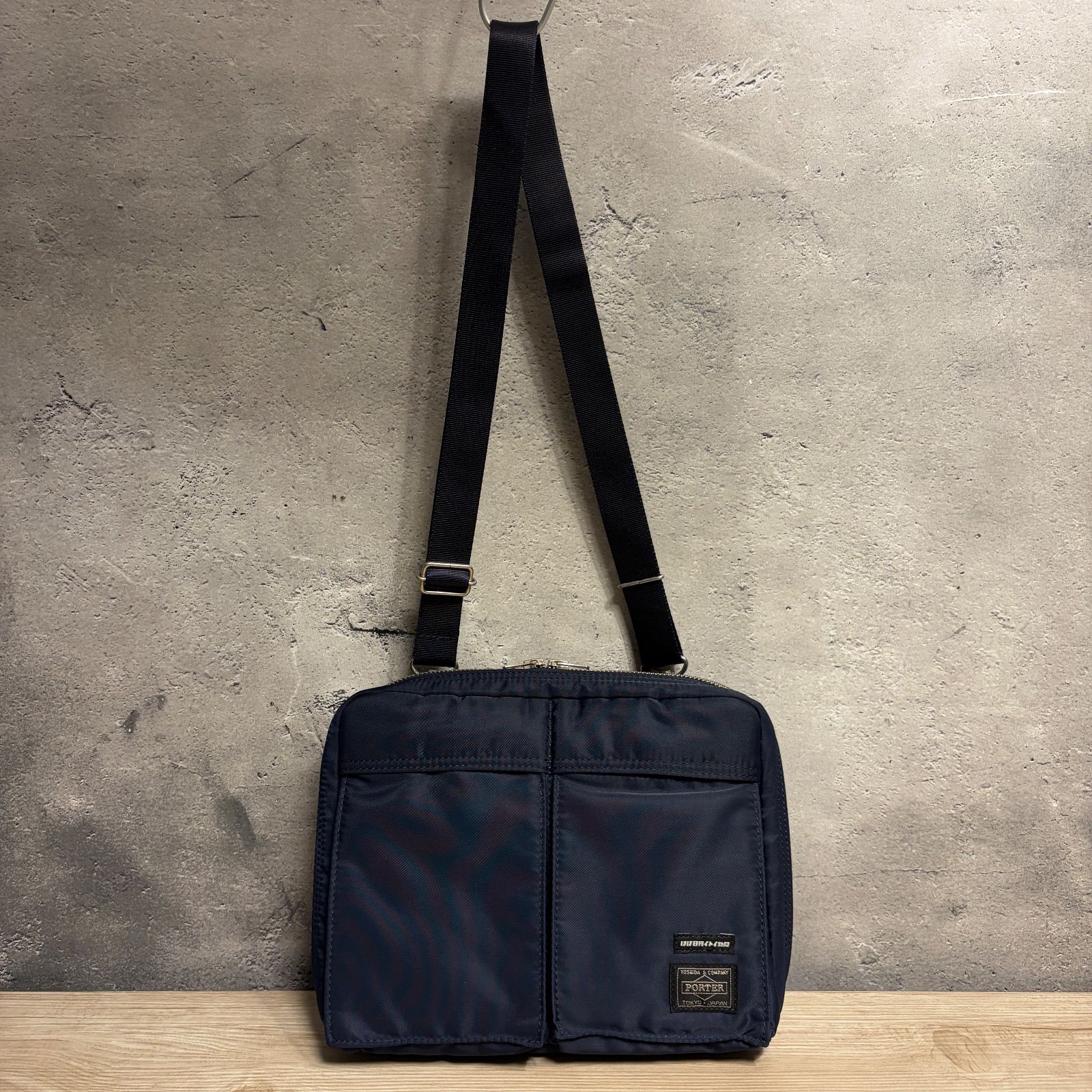 美品✨廃盤品　ポーター　タンカー　ナインショルダー　ネイビー　大容量 ✨ほぼ日×PORTER コラボ ショルダーバッグ ネイビー 極美品 多収納